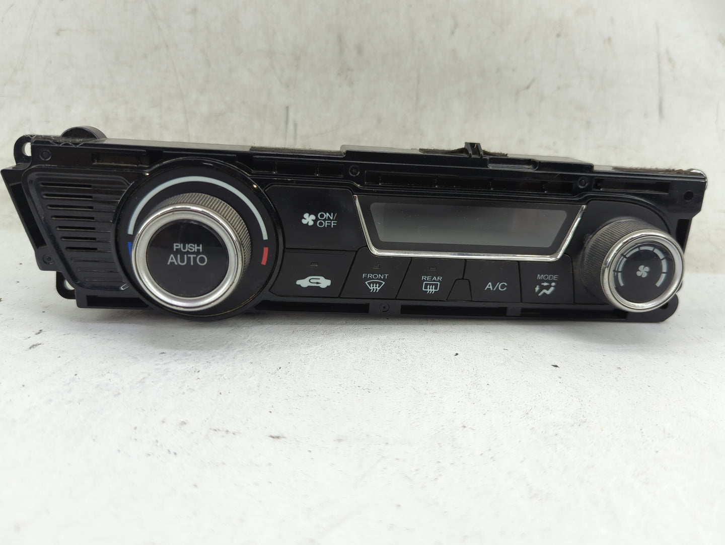 2013-2015 Honda Civic Climate Control Module Temperature AC/Heater Replacement P/N:A42 NH-587L SANWA2A059A Fits OEM Used Aut