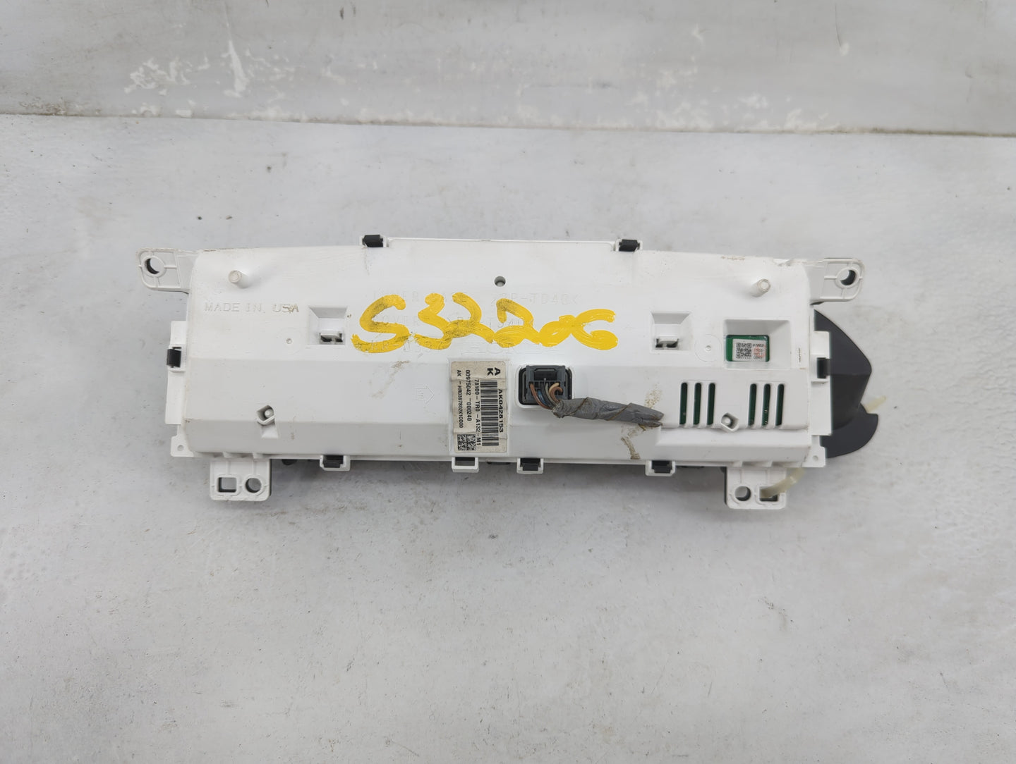 2014-2015 Honda Civic Information Display Screen - Oemusedautoparts1.com