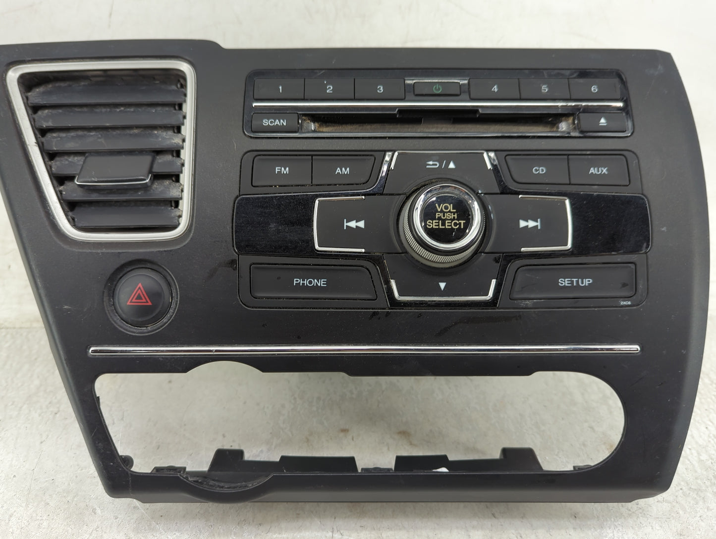 2015 Honda Civic Radio AM FM Cd Player Receiver Replacement P/N:39100-TS8-L314-M1 MF643AE Fits OEM Used Auto Parts - Oemused