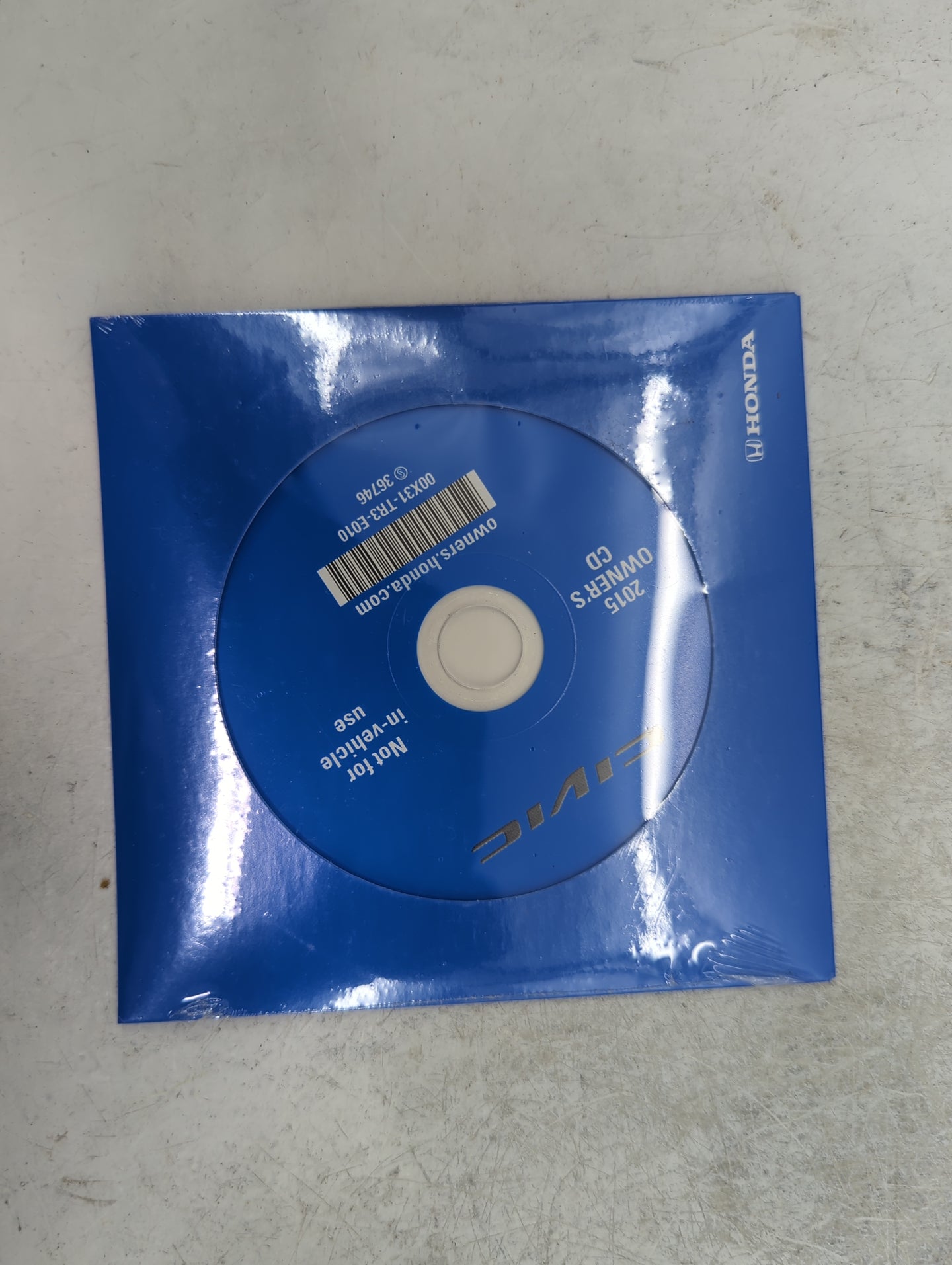 2015 Honda Civic Owners Manual Book Guide P/N:31TR3G00 00X31-TR3-G000, 00X31-TR3-E010 OEM Used Auto Parts - Oemusedautoparts