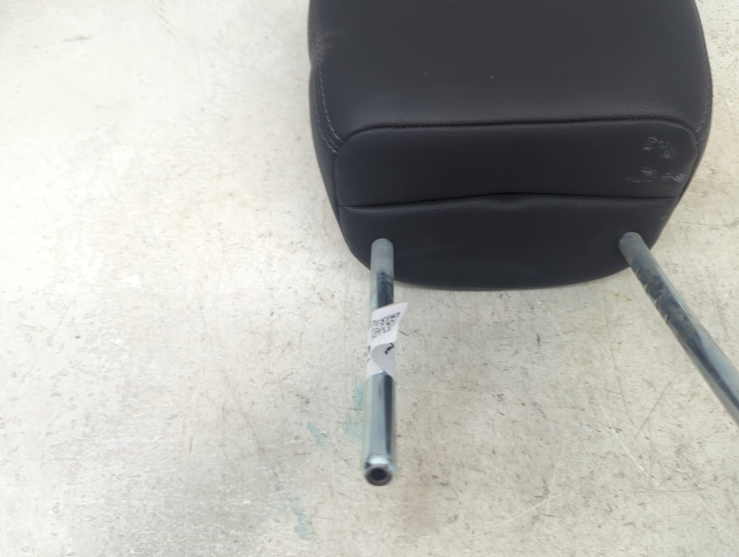 2015 Honda Civic Headrest Head Rest Front Driver Seat Black 1472529 - Oemusedautoparts1.com