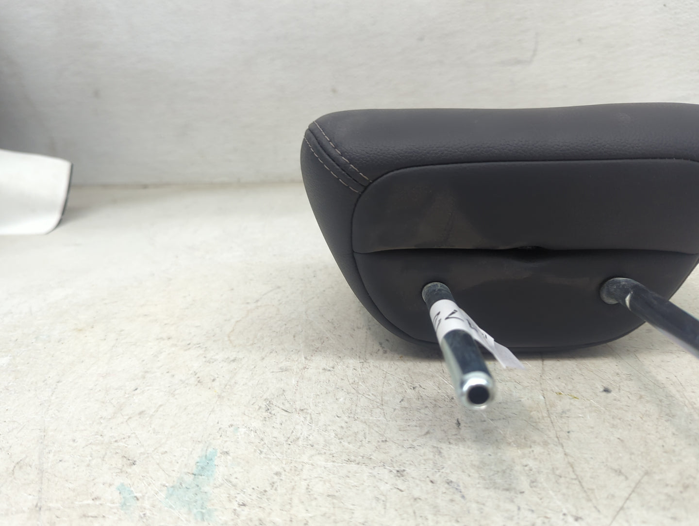 2015 Honda Civic Headrest Head Rest Rear Seat Fits OEM Used Auto Parts - Oemusedautoparts1.com