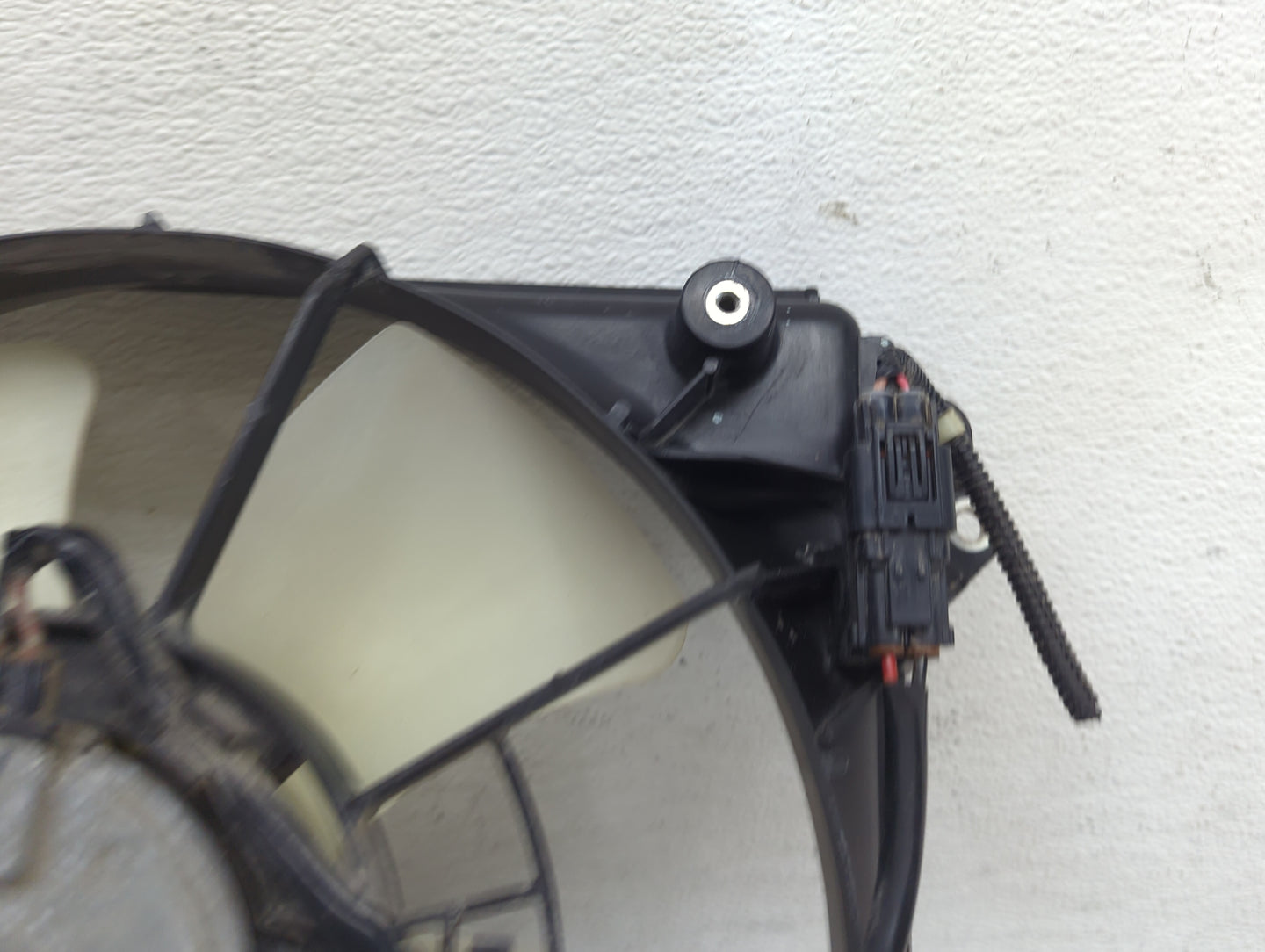2015 Honda Civic Electric Radiator Cooling Fan Motor Assembly Fits OEM Used Auto Parts - Oemusedautoparts1.com