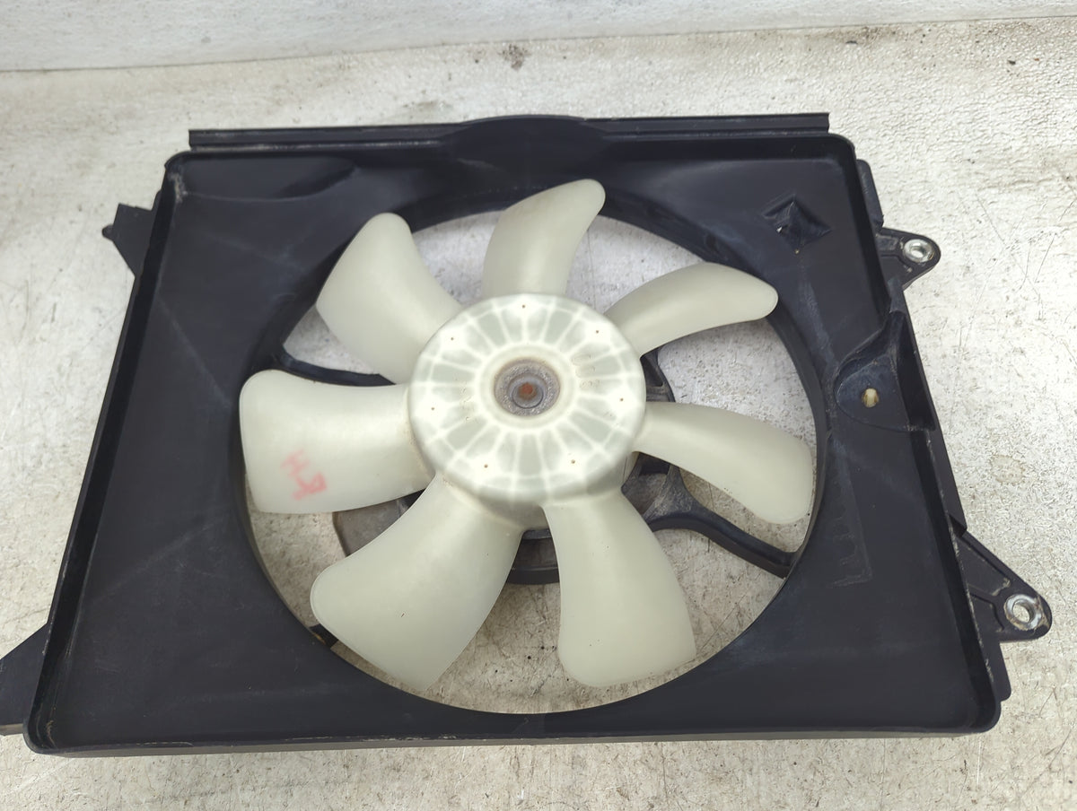 2015 Honda Civic Electric Radiator Cooling Fan Motor Assembly P/N:DENSO Fits OEM Used Auto Parts - Oemusedautoparts1.com