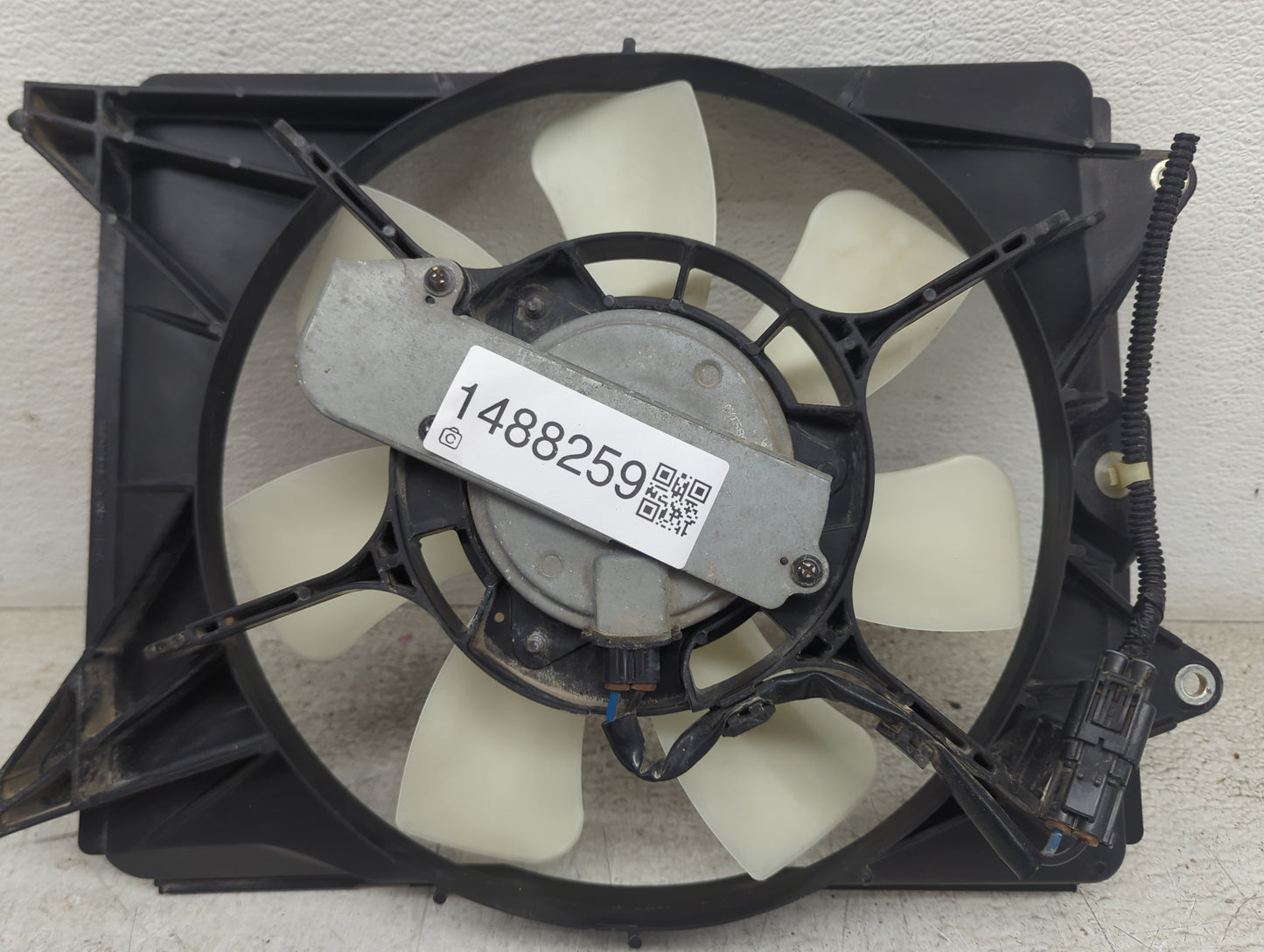 2015 Honda Civic Electric Radiator Cooling Fan Motor Assembly Fits OEM Used Auto Parts - Oemusedautoparts1.com