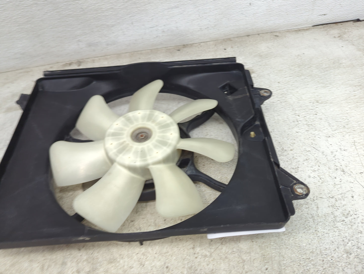 2015 Honda Civic Electric Radiator Cooling Fan Motor Assembly Fits OEM Used Auto Parts - Oemusedautoparts1.com