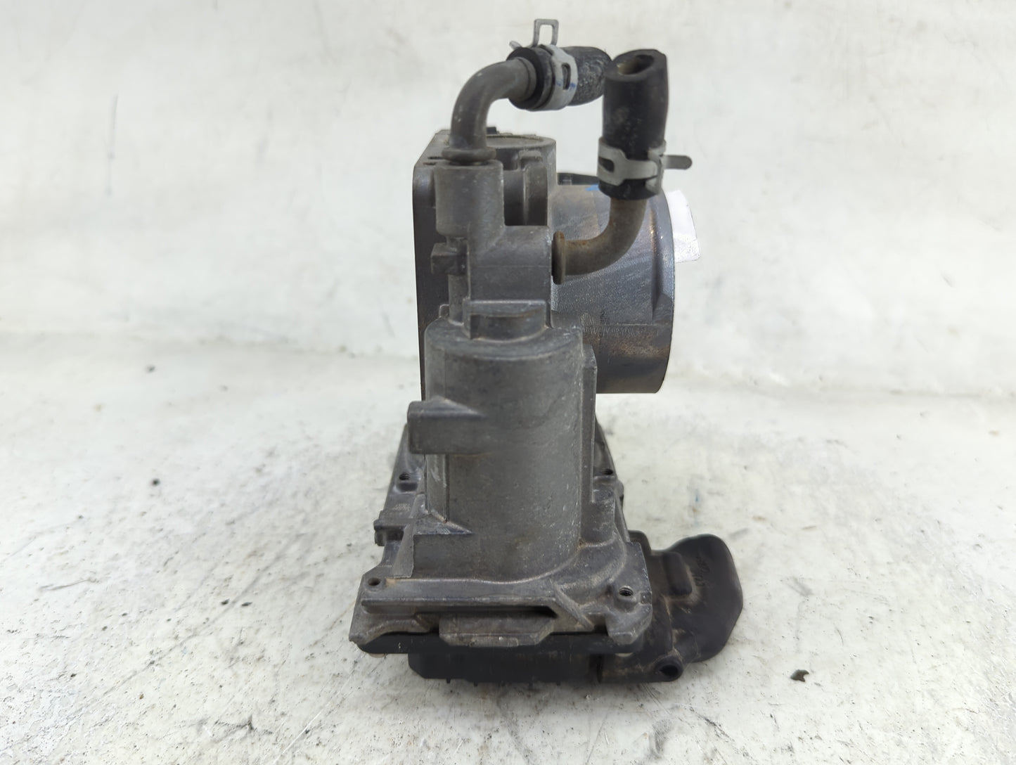 2012-2015 Honda Civic Throttle Body P/N:GMF3B Fits Fits 2012 2013 2014 2015 2016 2017 2018 2019 2020 2021 2022 OEM Used Auto