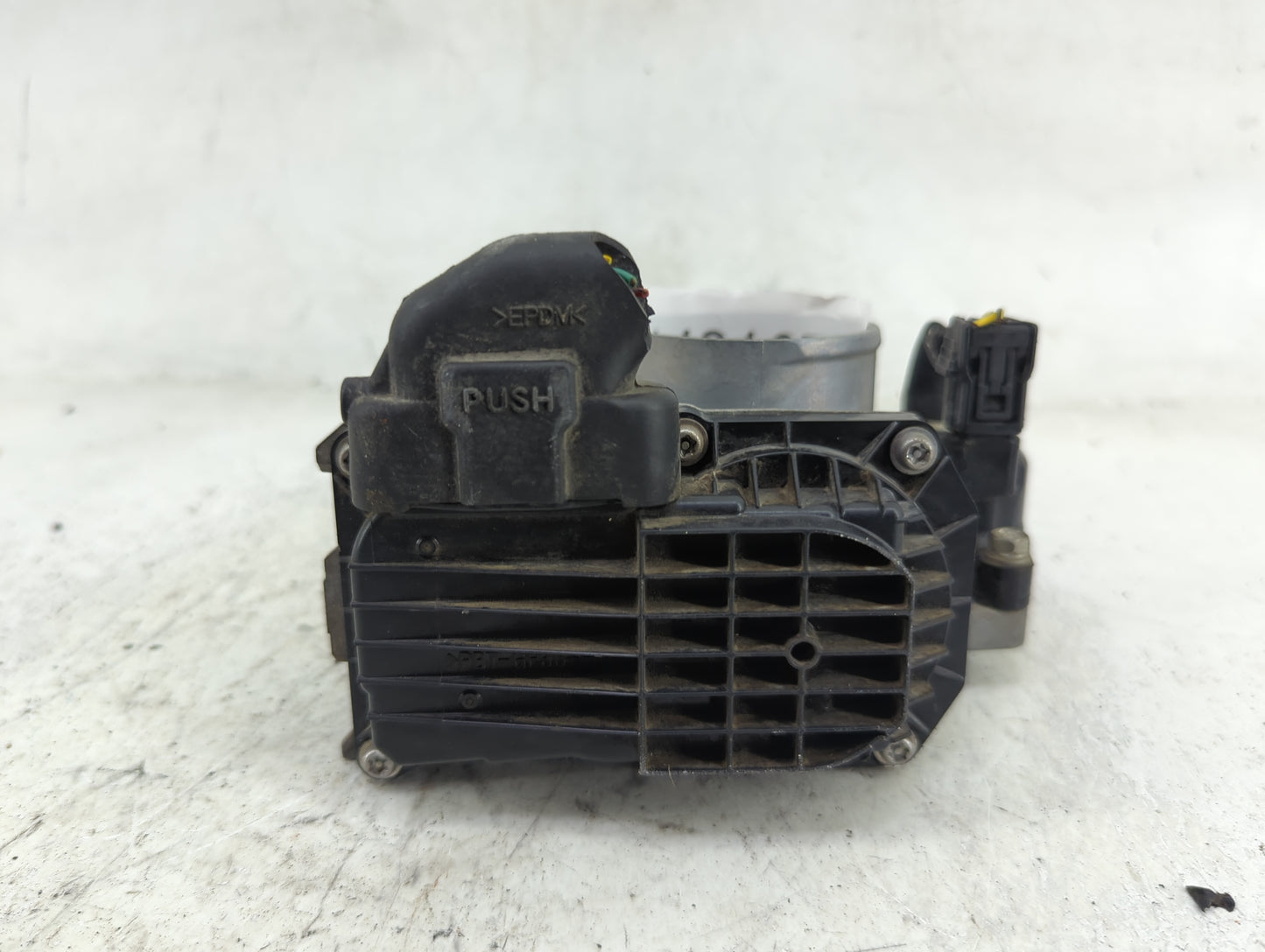 2012-2015 Honda Civic Throttle Body P/N:GMF3B Fits Fits 2012 2013 2014 2015 2016 2017 2018 2019 2020 2021 2022 OEM Used Auto