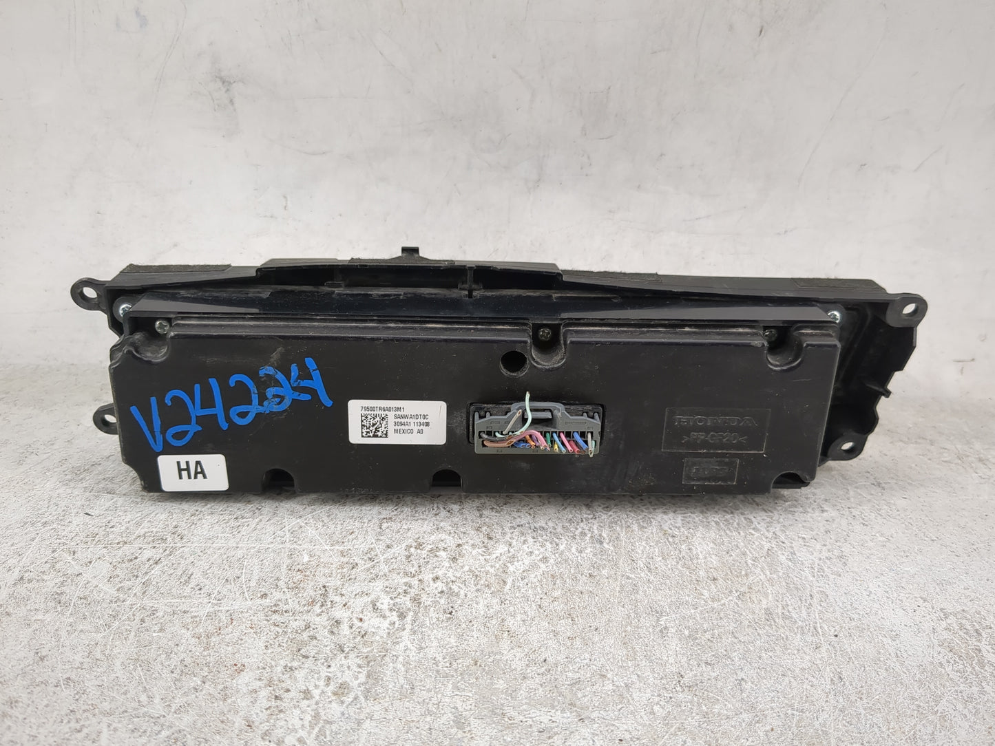 2013-2015 Honda Civic Climate Control Module Temperature AC/Heater Replacement P/N:79500TR6A013M1 Fits Fits 2013 2014 2015 O
