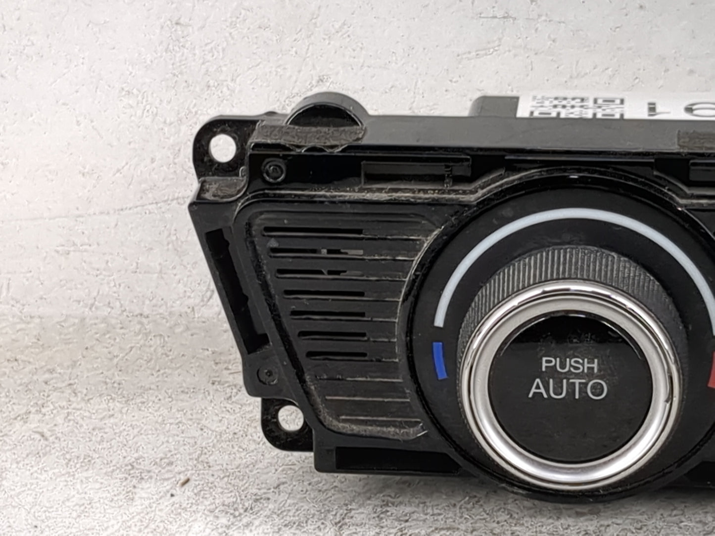2013-2015 Honda Civic Climate Control Module Temperature AC/Heater Replacement P/N:A42 NH-587L SANWA2A059A Fits OEM Used Aut