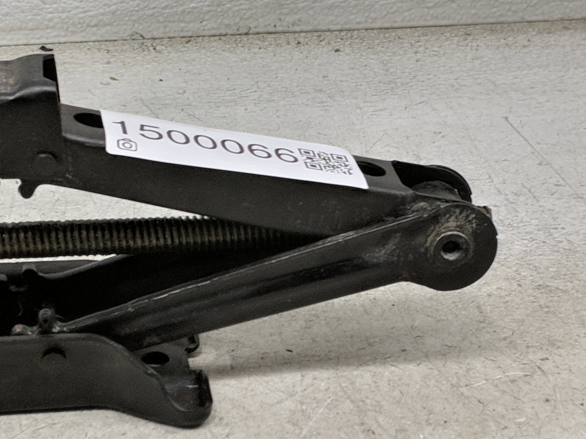 2015 Honda Civic Spare Scissor Car Jack 1500066 - Oemusedautoparts1.com