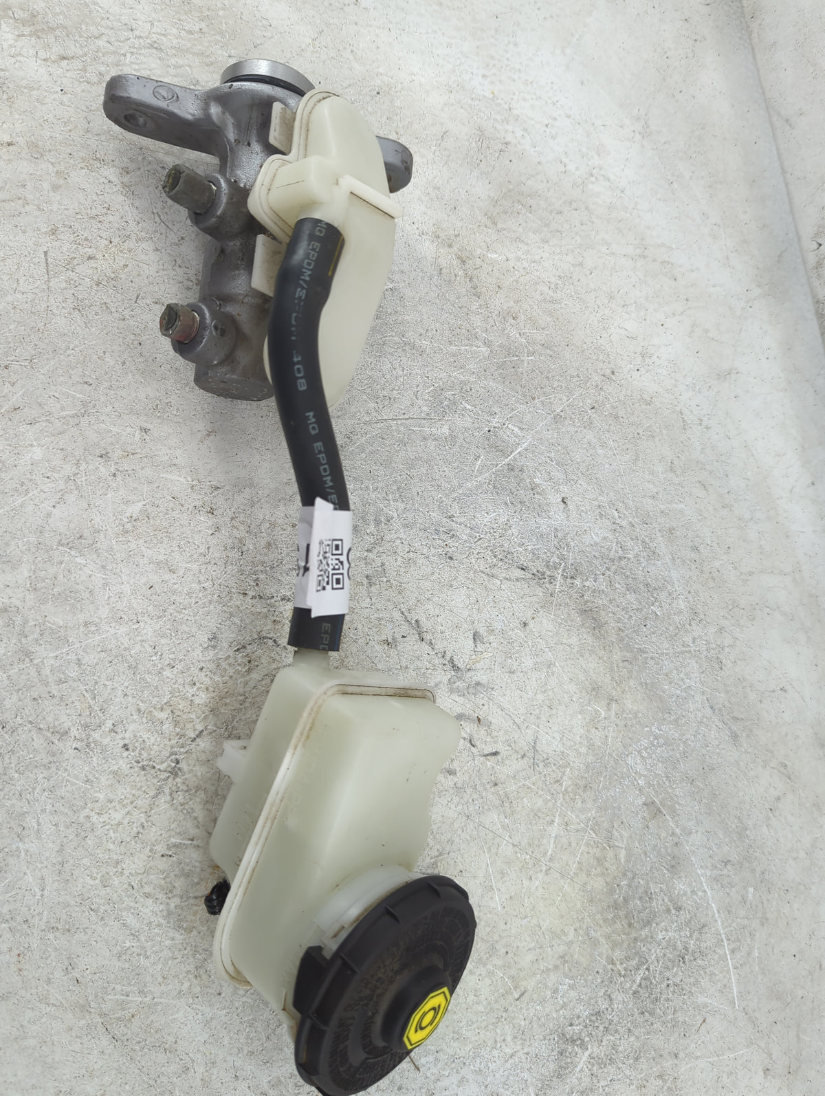 2013-2015 Honda Civic Brake Master Cylinder 1515668 - Oemusedautoparts1.com