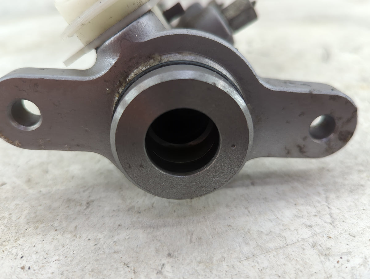2013-2015 Honda Civic Brake Master Cylinder 1515668 - Oemusedautoparts1.com