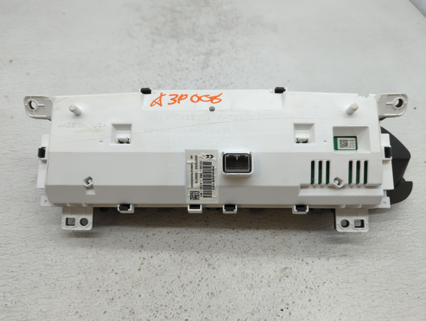 2012-2015 Honda Civic Instrument Cluster Speedometer Gauges P/N:78100-TR0-A110-M1 78100-TR0-A130-M1 Fits Fits 2012 2013 2014