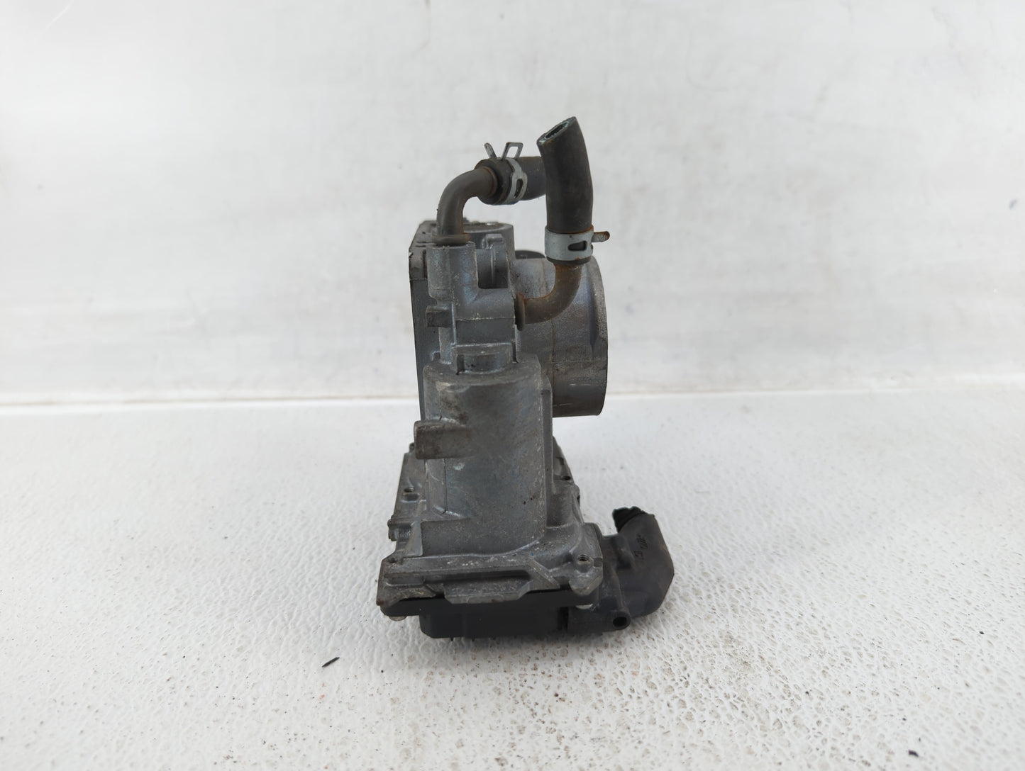 2012-2015 Honda Civic Throttle Body P/N:GMF3B Fits Fits 2012 2013 2014 2015 2016 2017 2018 2019 2020 2021 2022 OEM Used Auto