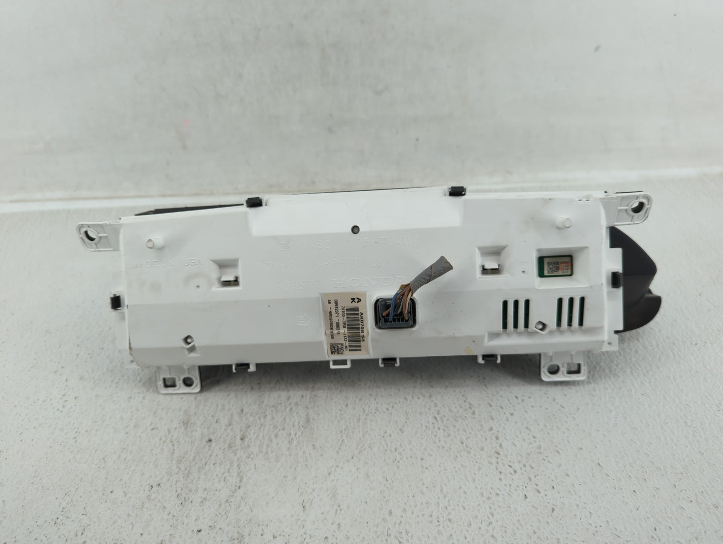 2012-2015 Honda Civic Instrument Cluster Speedometer Gauges P/N:78100-TR0-A132-M1 Fits Fits 2012 2013 2014 2015 OEM Used Aut