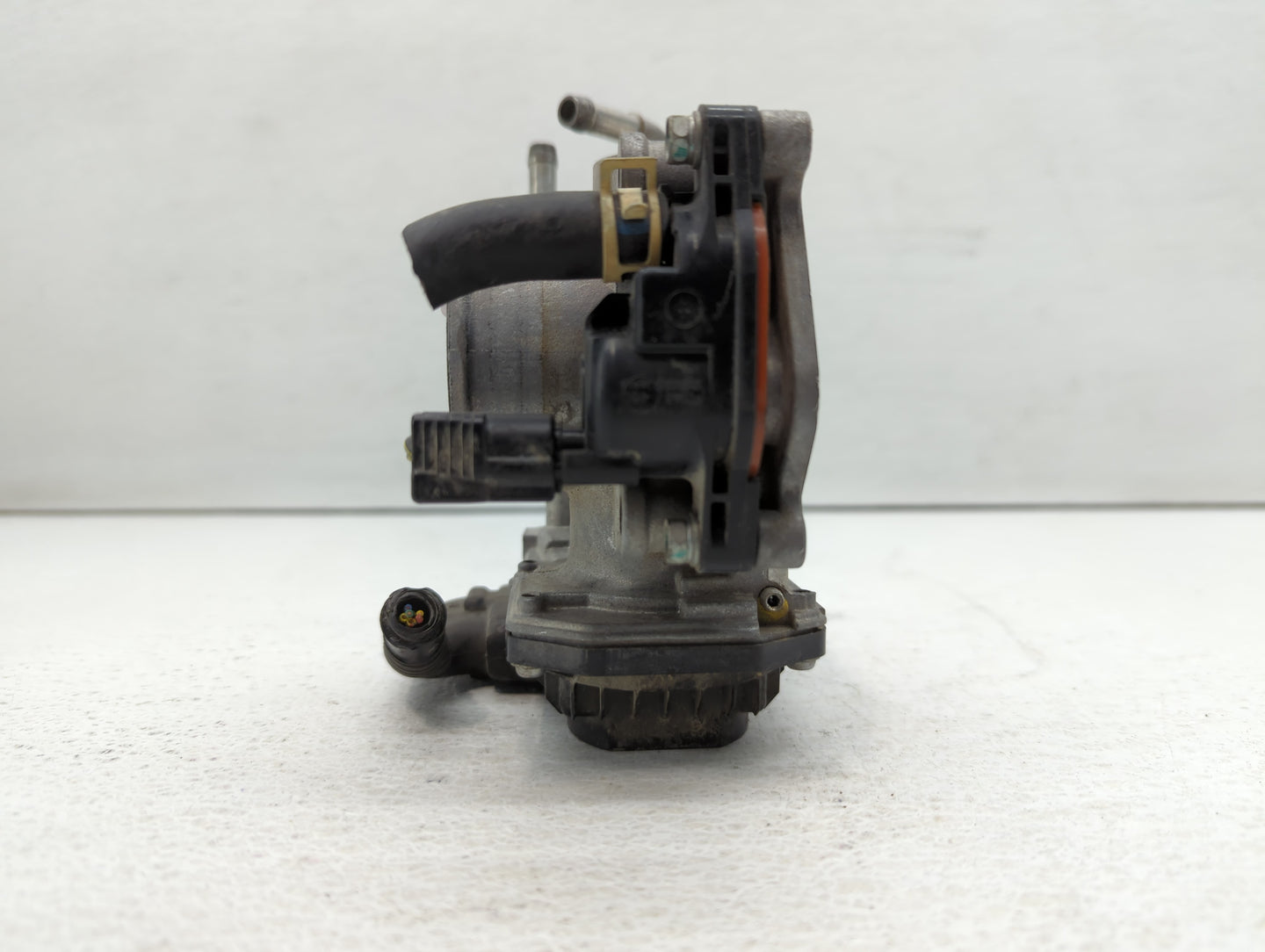2012-2015 Honda Civic Throttle Body P/N:GMF3B Fits Fits 2012 2013 2014 2015 2016 2017 2018 2019 2020 2021 2022 OEM Used Auto