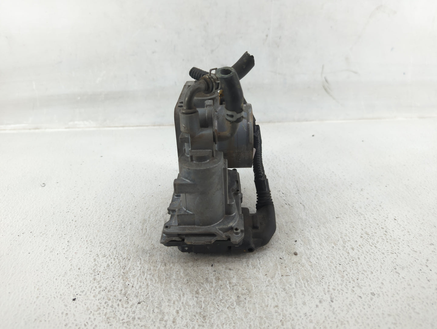 2012-2015 Honda Civic Throttle Body P/N:U22553698274 Fits Fits 2012 2013 2014 2015 2016 2017 2018 2019 2020 2021 2022 OEM Us