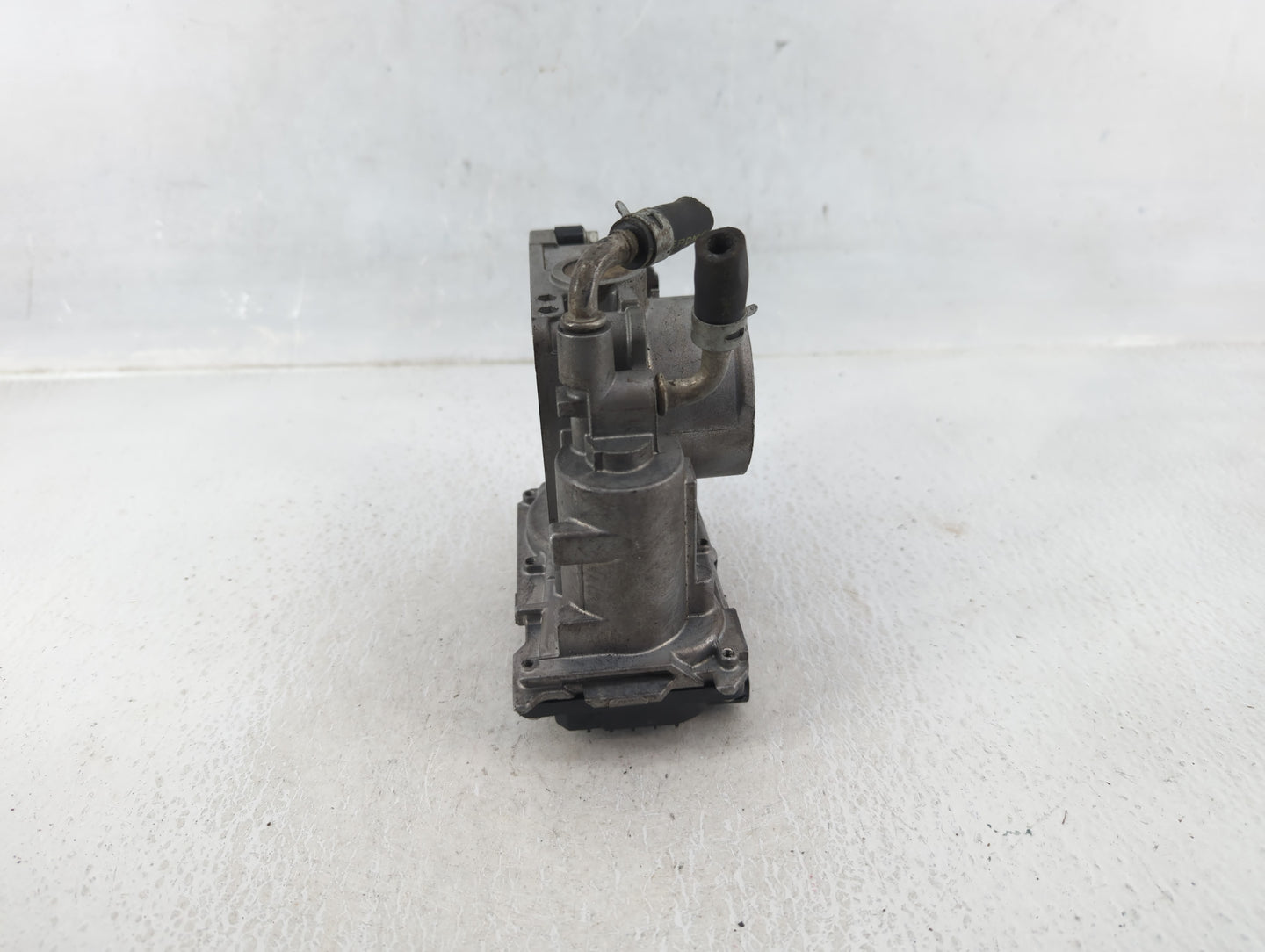 2012-2015 Honda Civic Throttle Body Fits Fits 2012 2013 2014 2015 2016 2017 2018 2019 2020 2021 2022 OEM Used Auto Parts - O