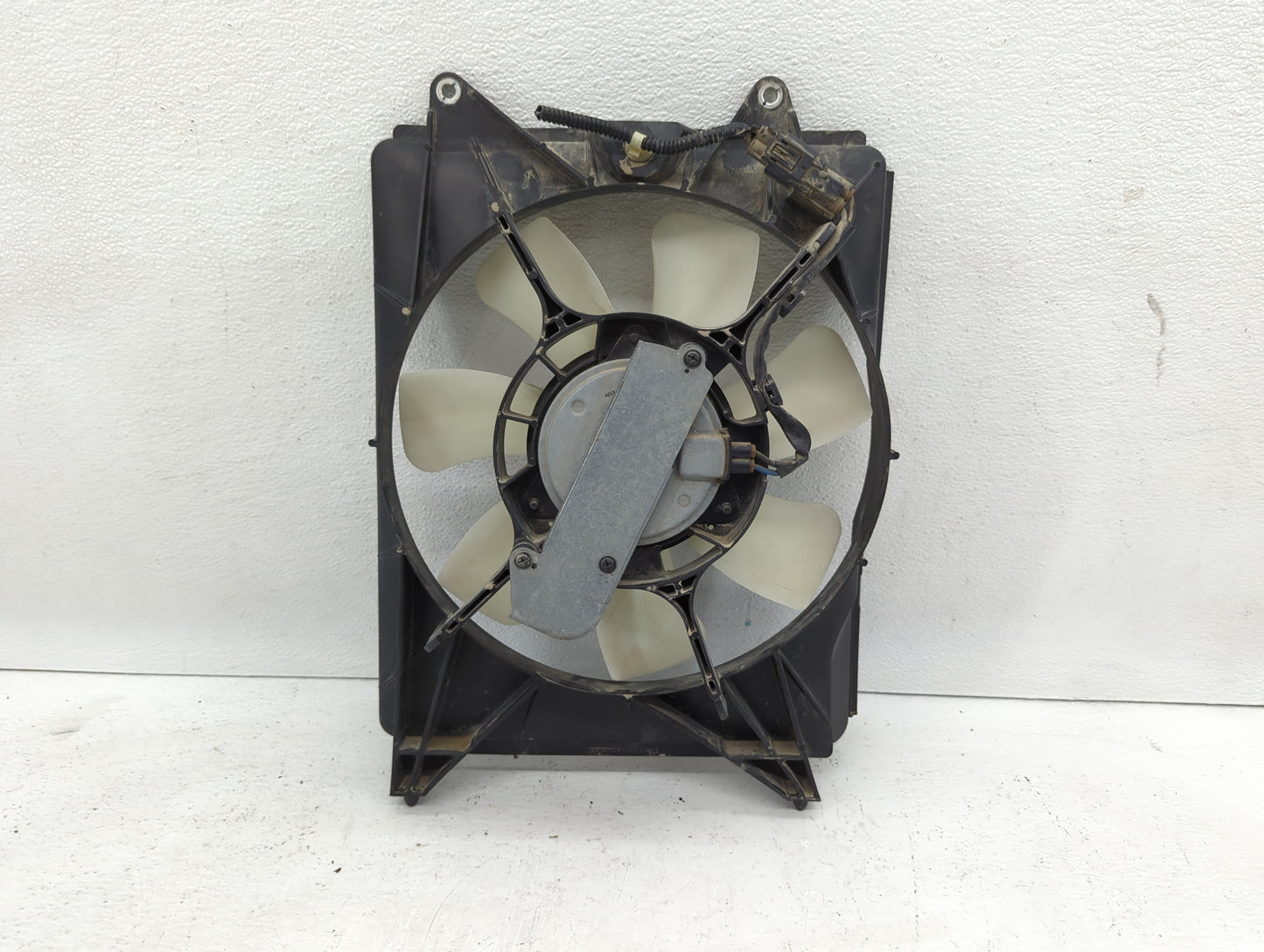 2012-2015 Honda Civic Left Radiator Fan Motor Assembly Cream - Oemusedautoparts1.com