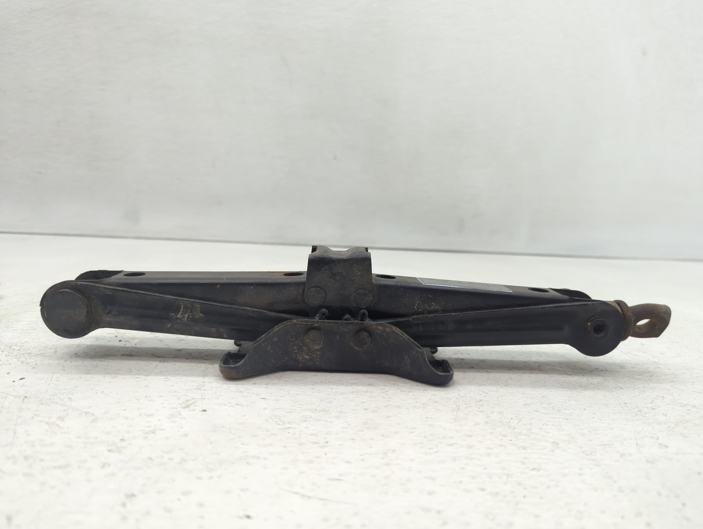 2015 Honda Civic Spare Scissor Car Jack - Oemusedautoparts1.com