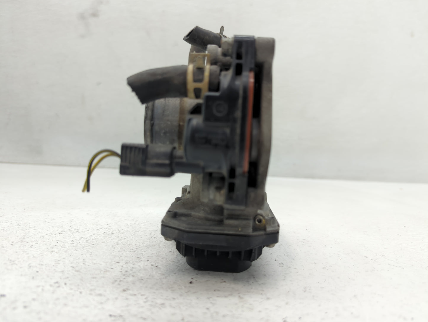 2012-2015 Honda Civic Throttle Body P/N:U22553849375 Fits Fits 2012 2013 2014 2015 2016 2017 2018 2019 2020 2021 2022 OEM Us