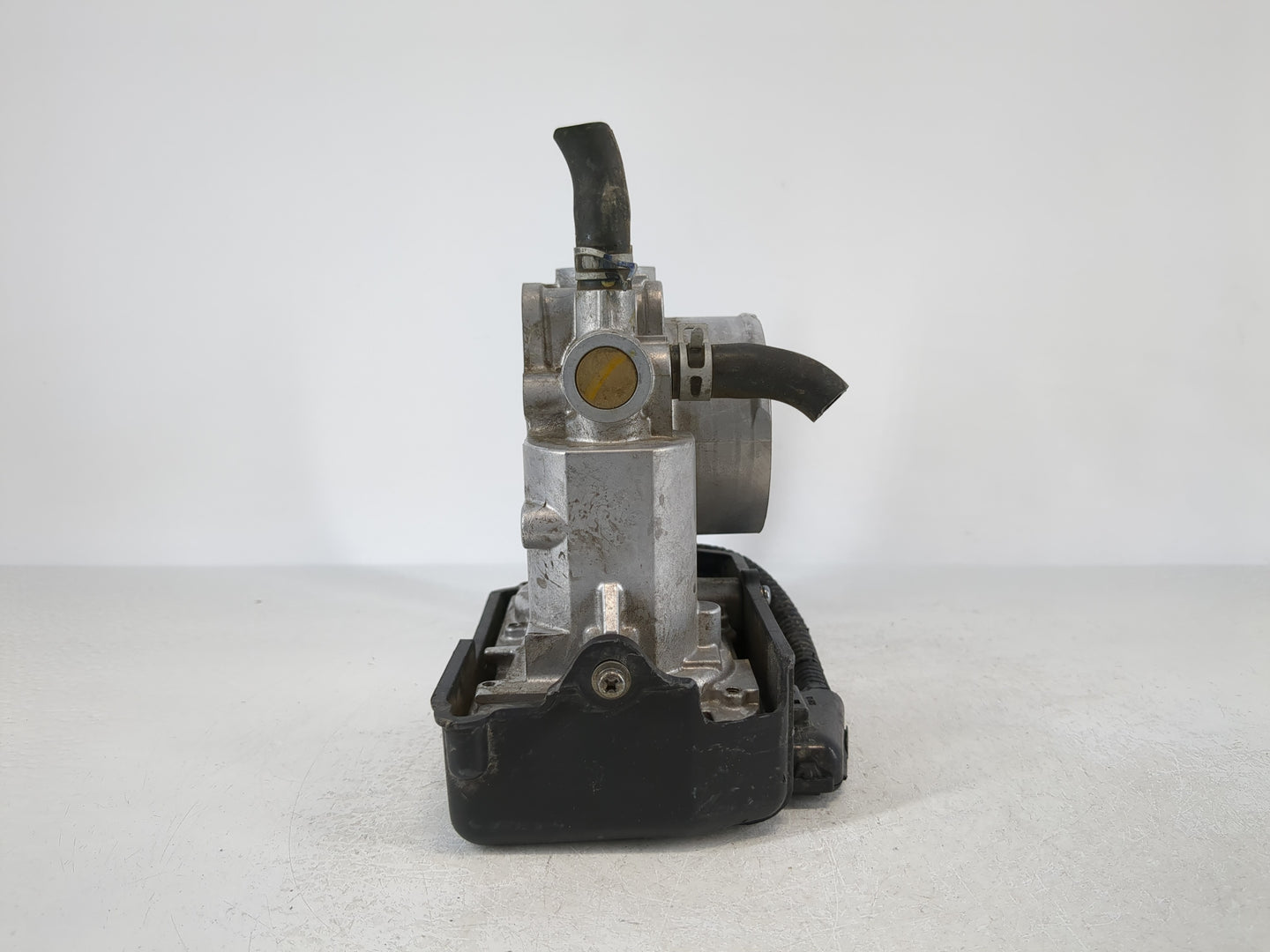 2015-2019 Honda Cr-V Throttle Body P/N:GMF4A Fits Fits 2013 2014 2015 2016 2017 2018 2019 2020 2021 2022 OEM Used Auto Parts