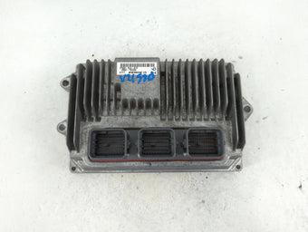 compare product 2015 Honda Cr-V PCM Engine Control Computer ECU ECM PCU OEM P/N:37820-5LA-A73 Fits OEM Used Auto Parts