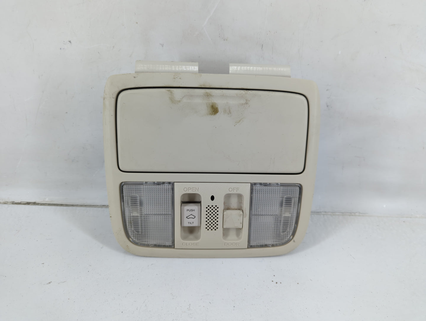 2015 Honda Cr-v Overhead Roof Console - Oemusedautoparts1.com