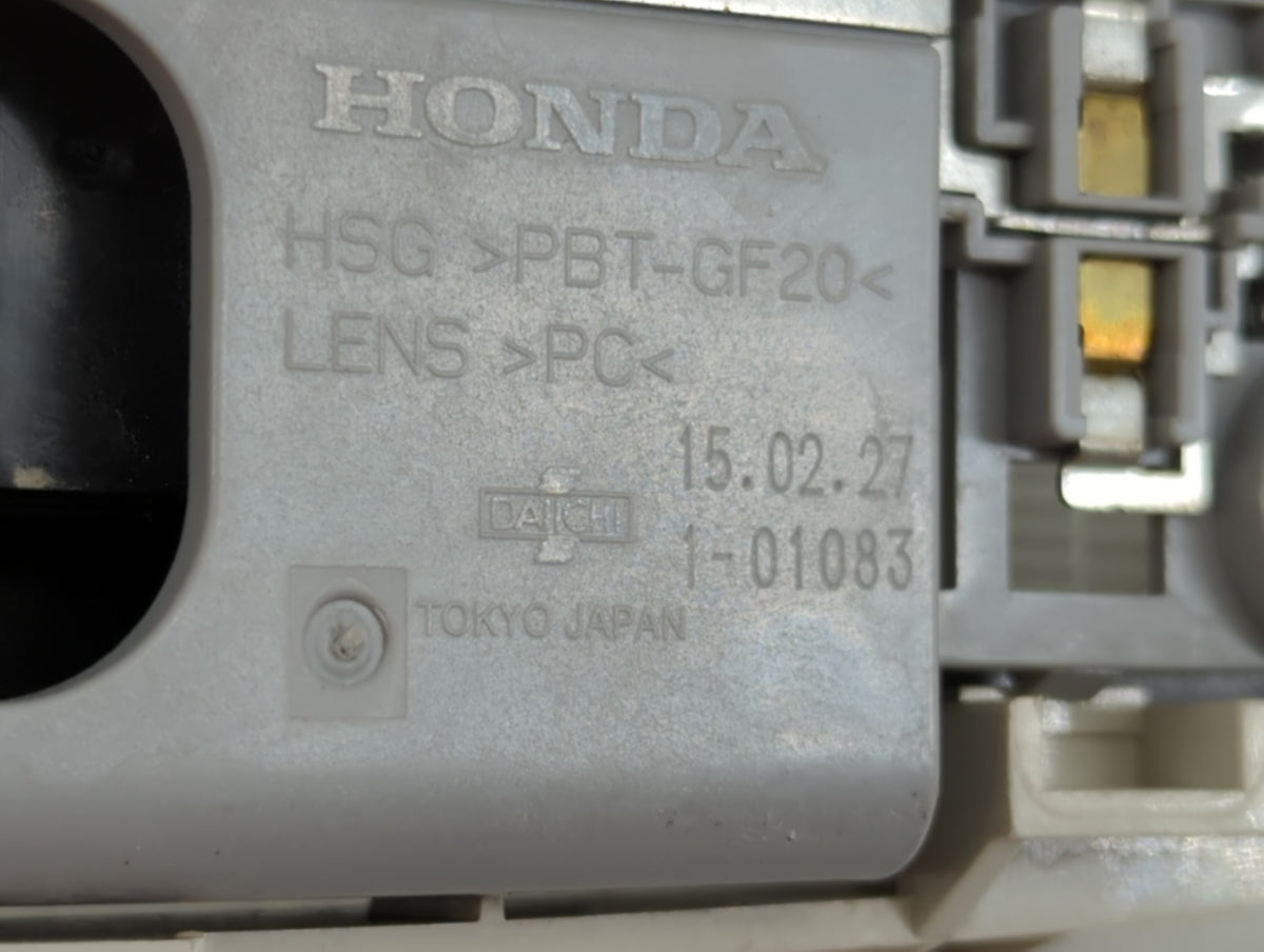 2015 Honda Cr-v Overhead Roof Console - Oemusedautoparts1.com