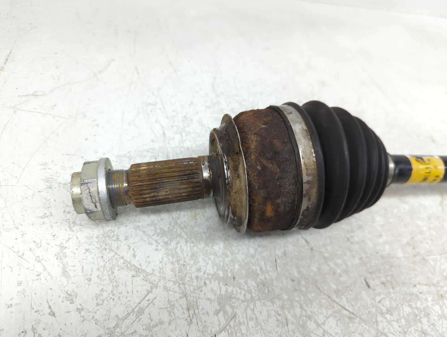 2015-2016 Honda Cr-v Axle Shaft Front Driver Cv C/v - Oemusedautoparts1.com