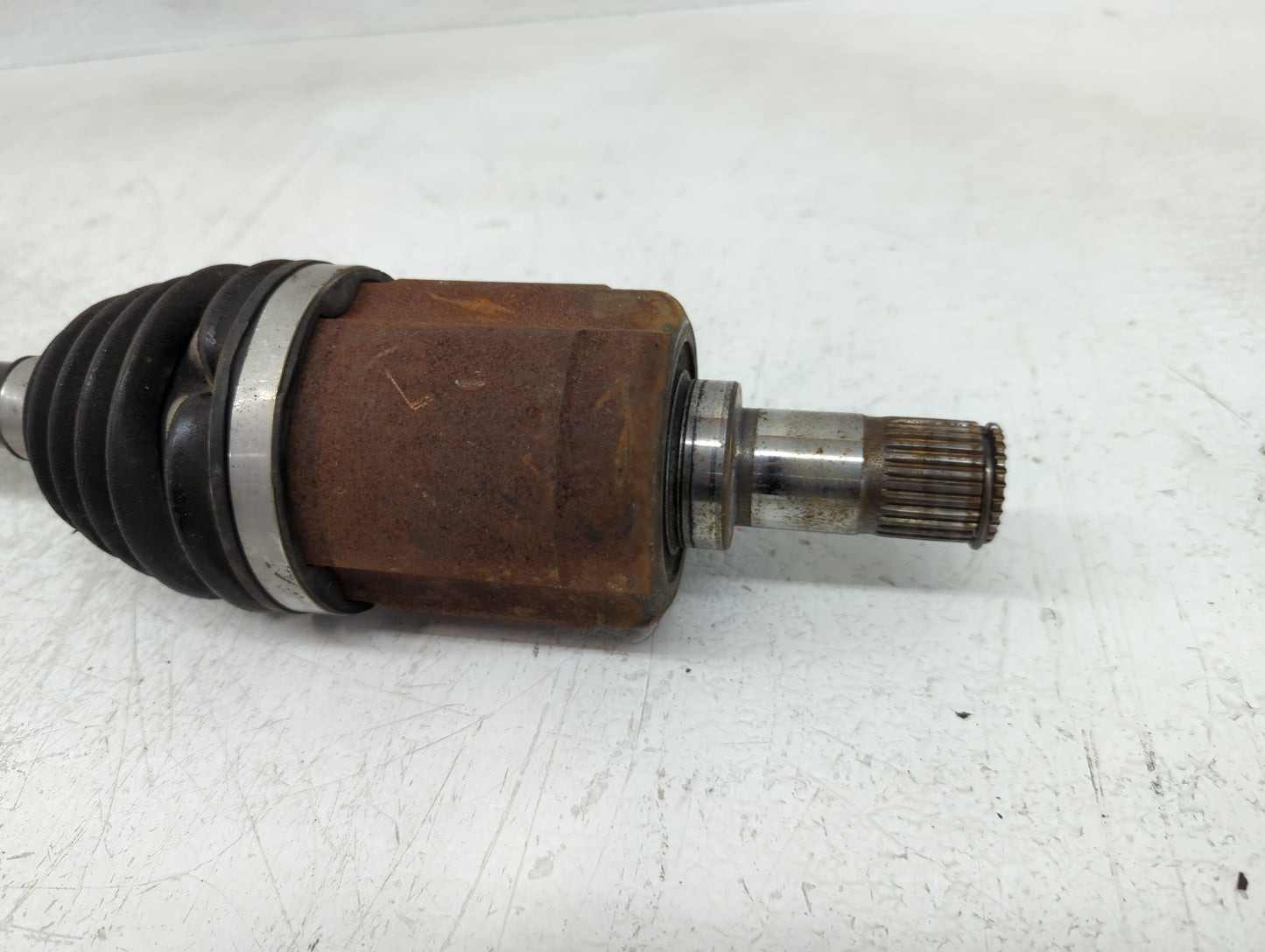 2015-2016 Honda Cr-v Axle Shaft Front Driver Cv C/v - Oemusedautoparts1.com