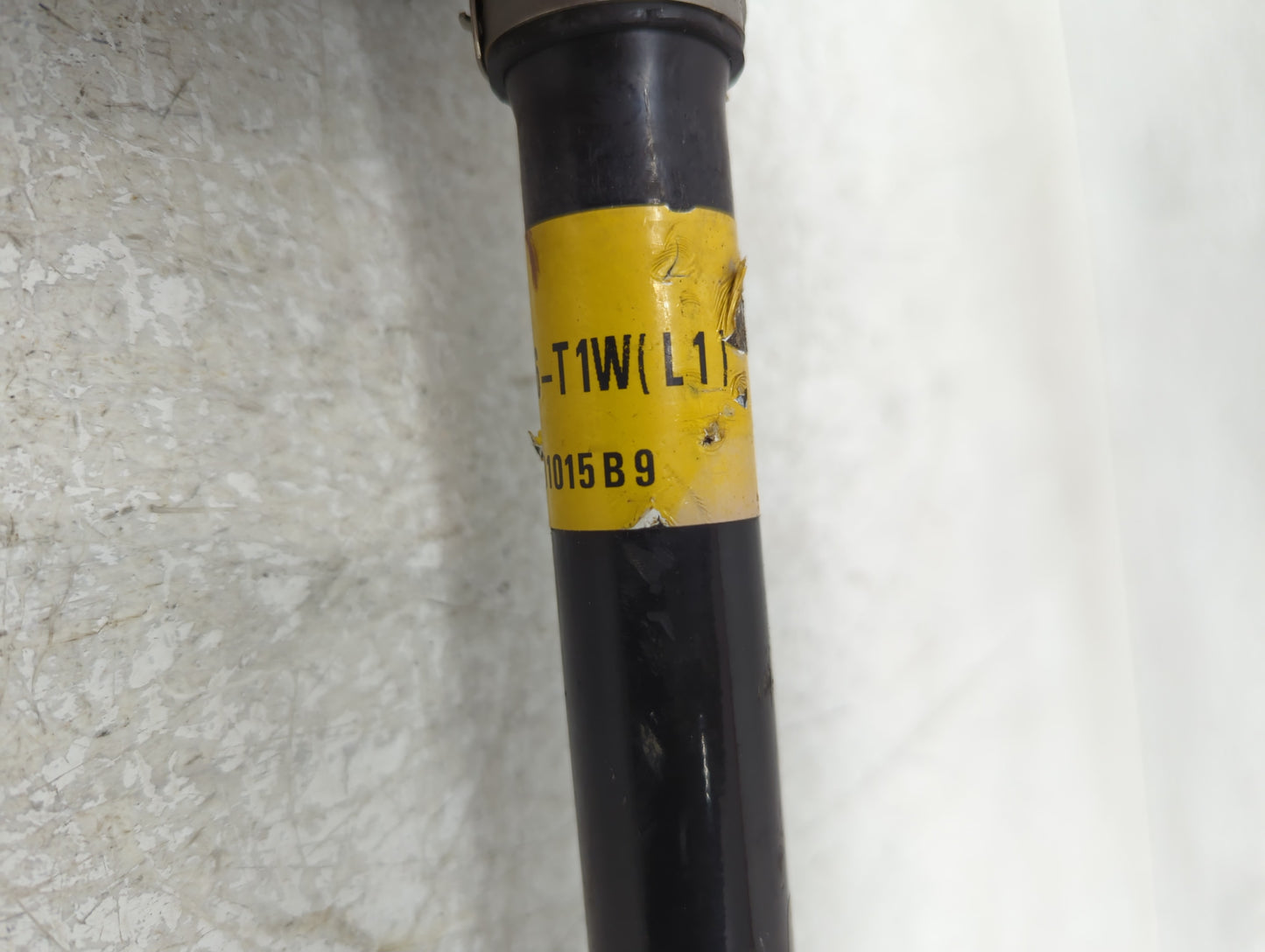 2015-2016 Honda Cr-v Axle Shaft Front Driver Cv C/v - Oemusedautoparts1.com