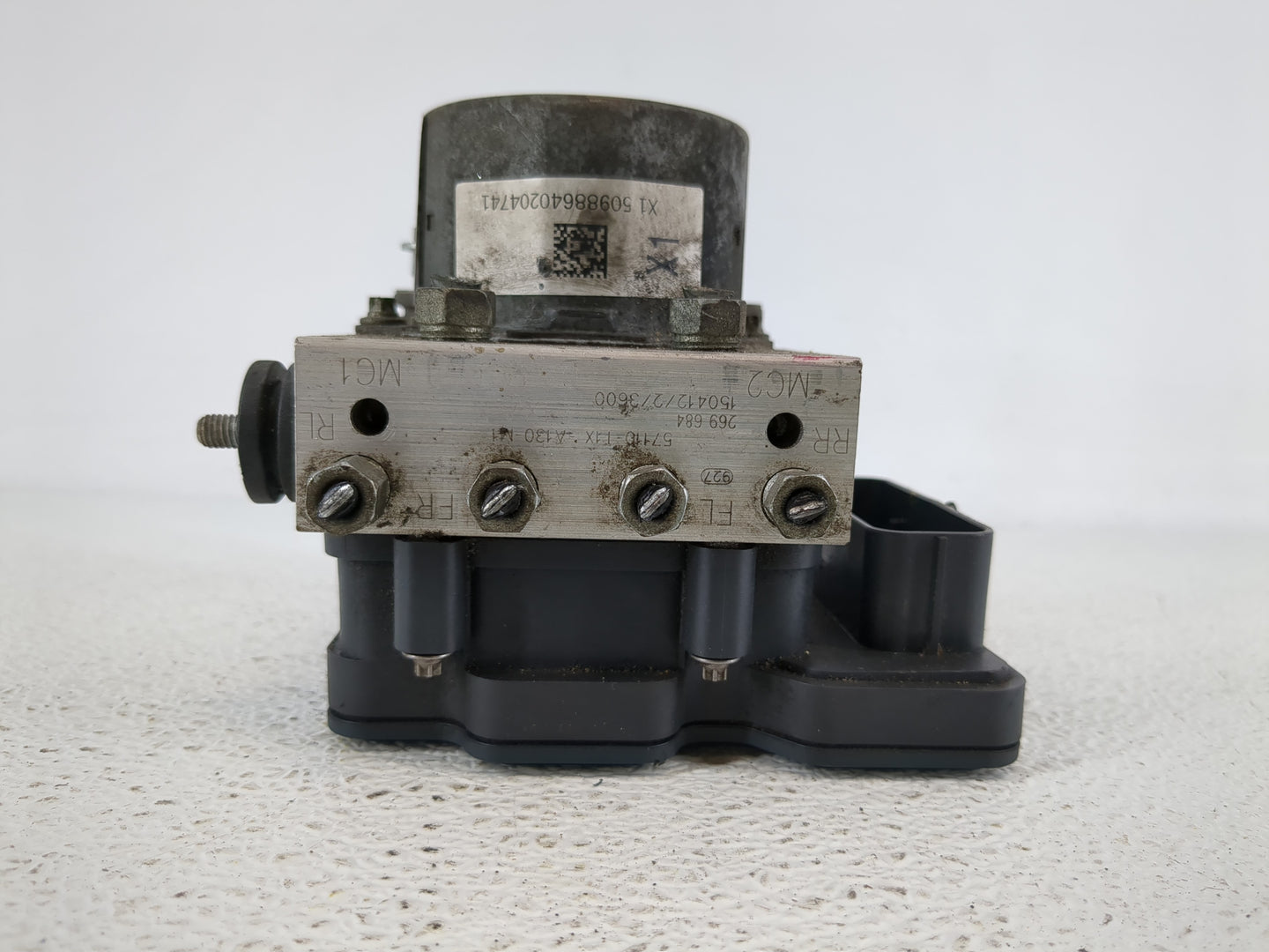 2015-2016 Honda Cr-V ABS Pump Control Module Replacement P/N:57110-T1X-A13-M1 Fits Fits 2015 2016 OEM Used Auto Parts - Oemu