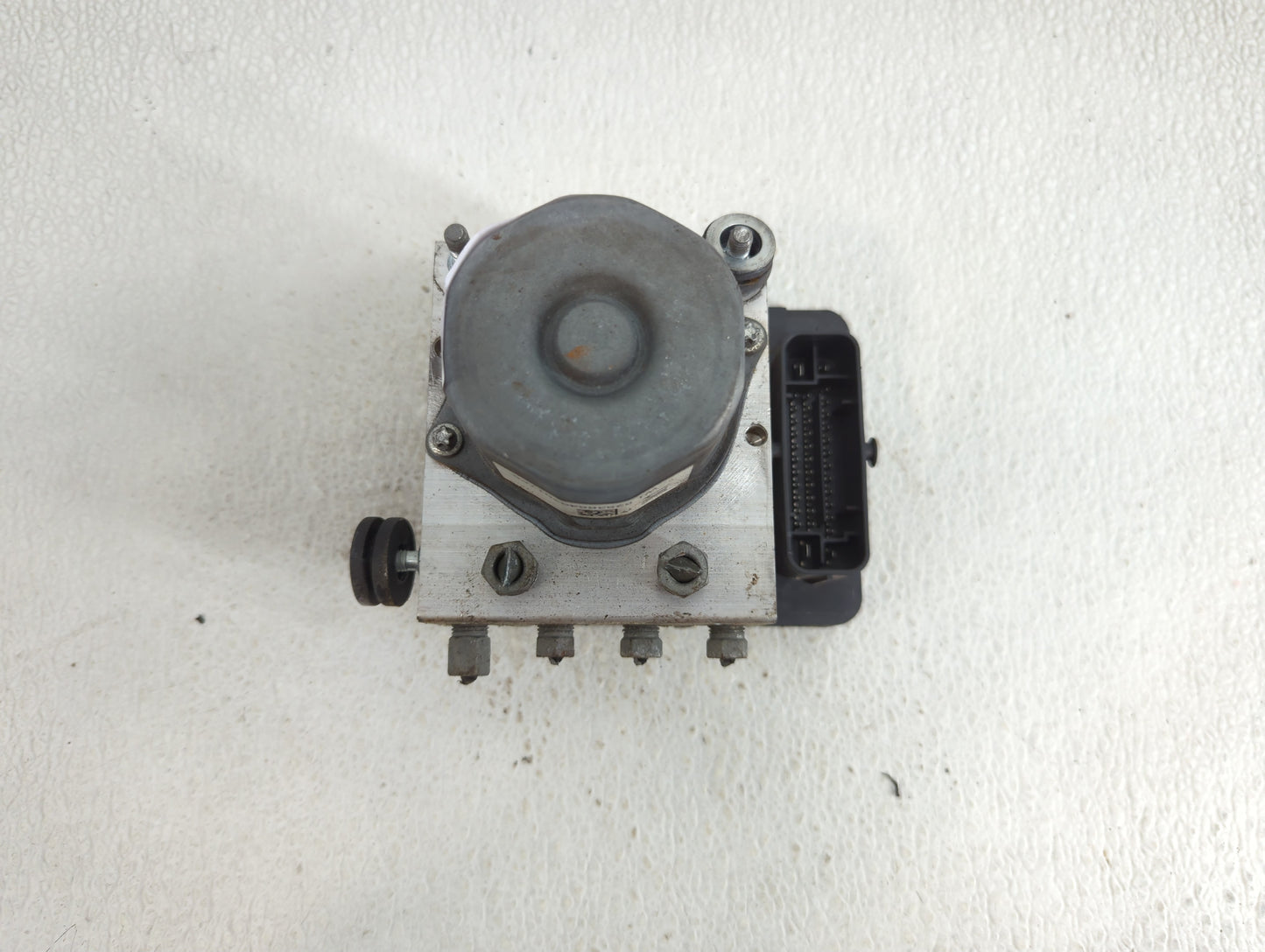 2015-2016 Honda Cr-V ABS Pump Control Module Replacement Fits Fits 2015 2016 OEM Used Auto Parts - Oemusedautoparts1.com