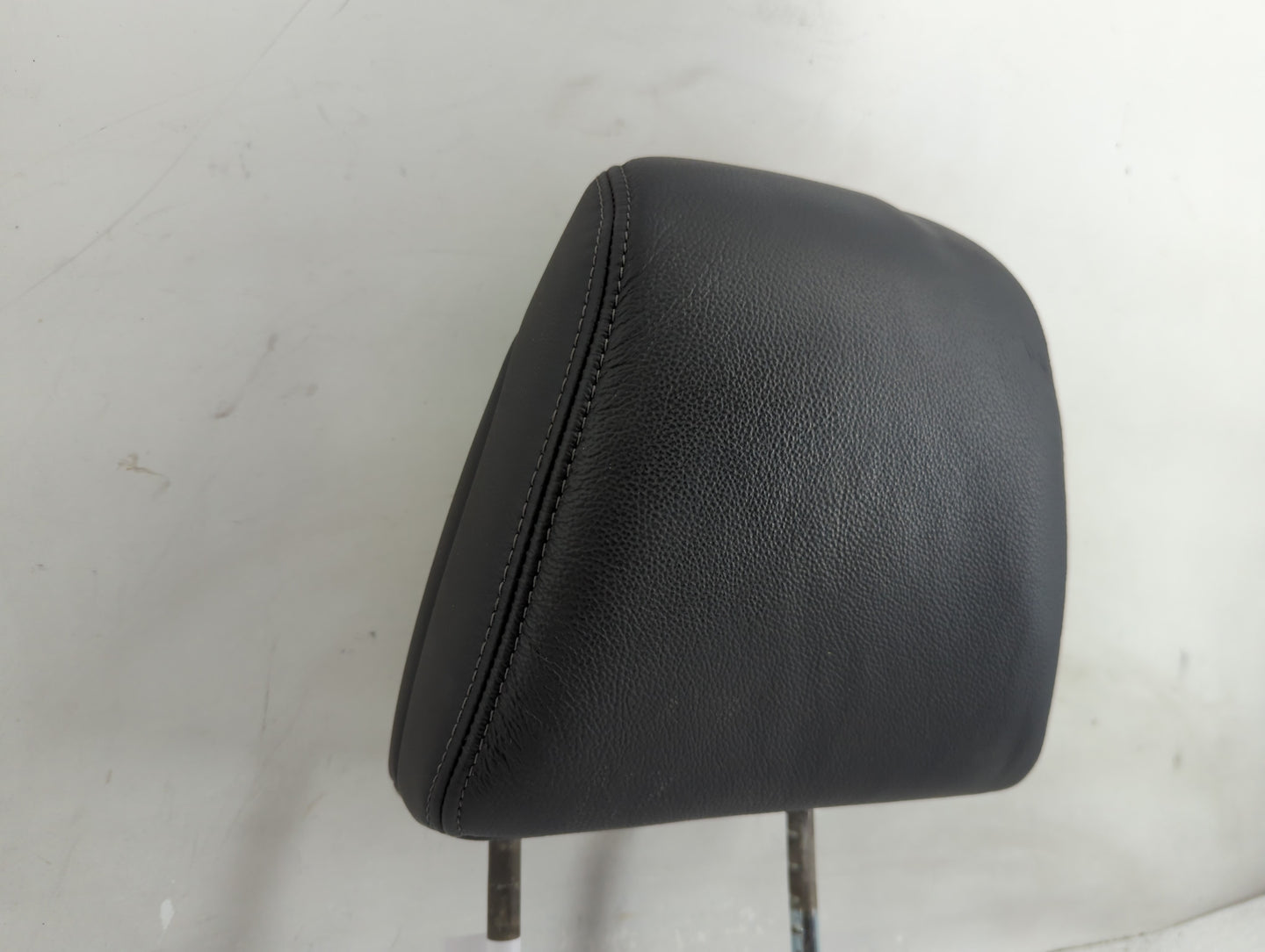 2015 Honda Cr-V Headrest Head Rest Front Driver Passenger Seat Fits OEM Used Auto Parts - Oemusedautoparts1.com