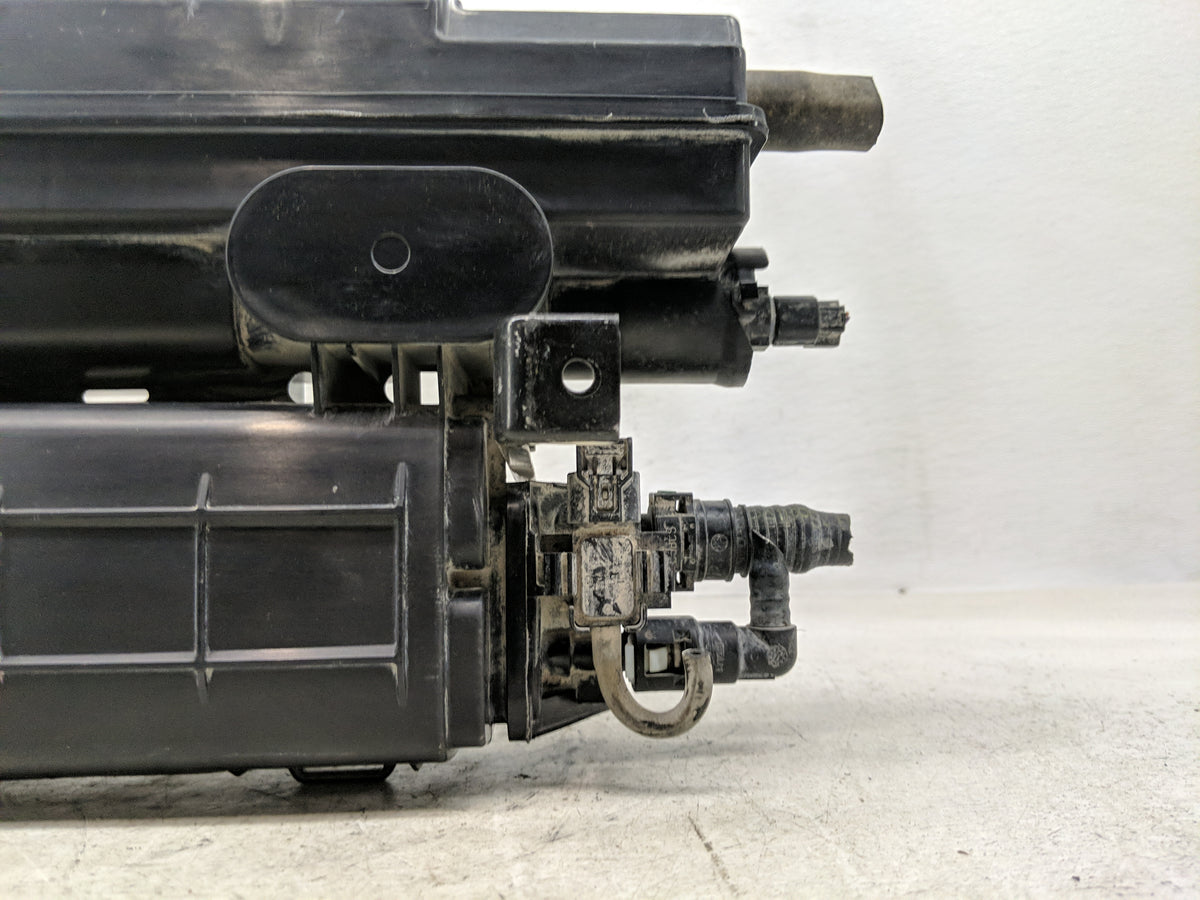 2015 Honda Cr-v Fuel Vapor Charcoal Canister 1357817 - Oemusedautoparts1.com