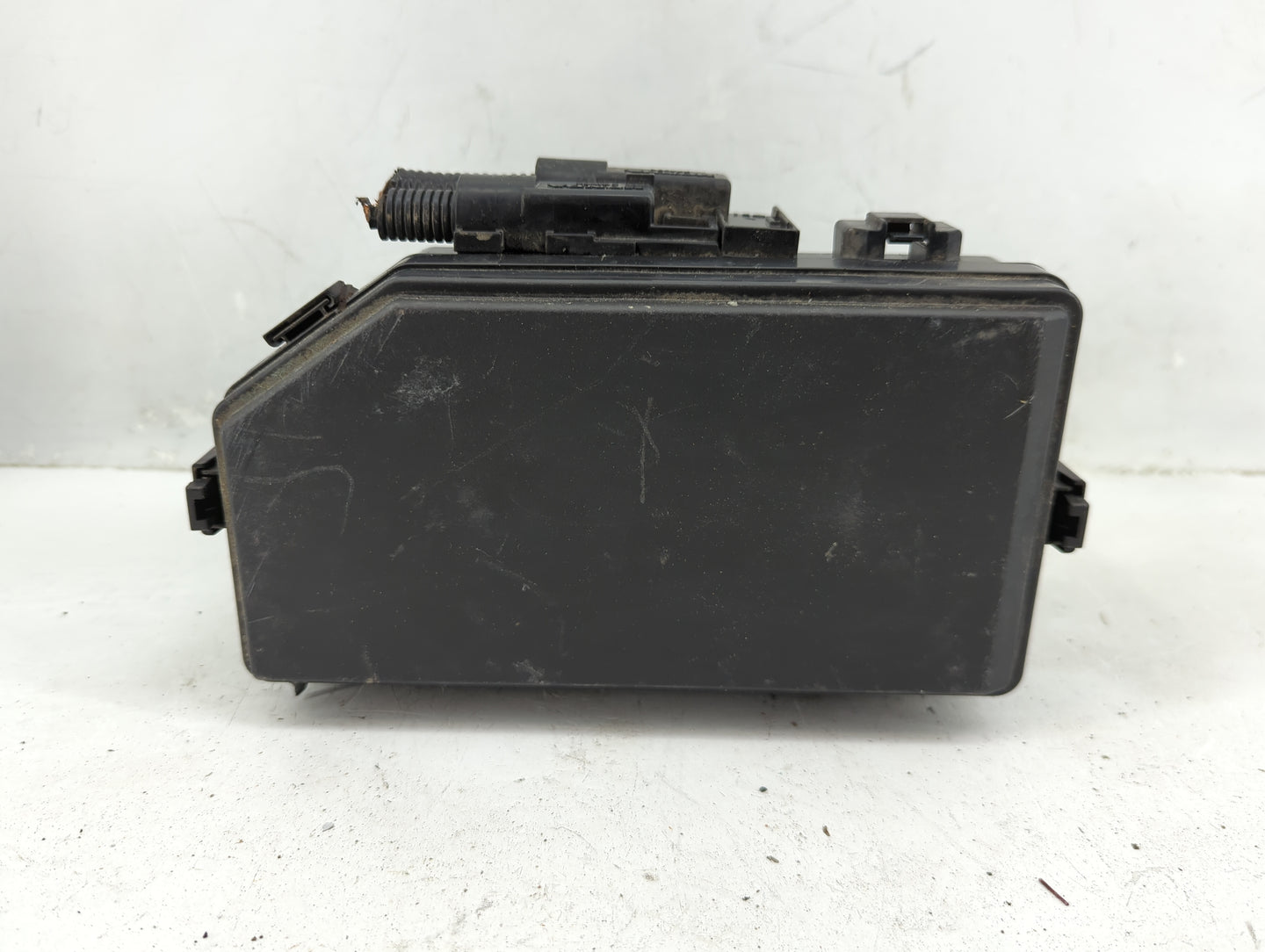 2015-2016 Honda Cr-V Fusebox Fuse Box Panel Relay Module P/N:T1W A010 Fits Fits 2015 2016 OEM Used Auto Parts - Oemusedautop