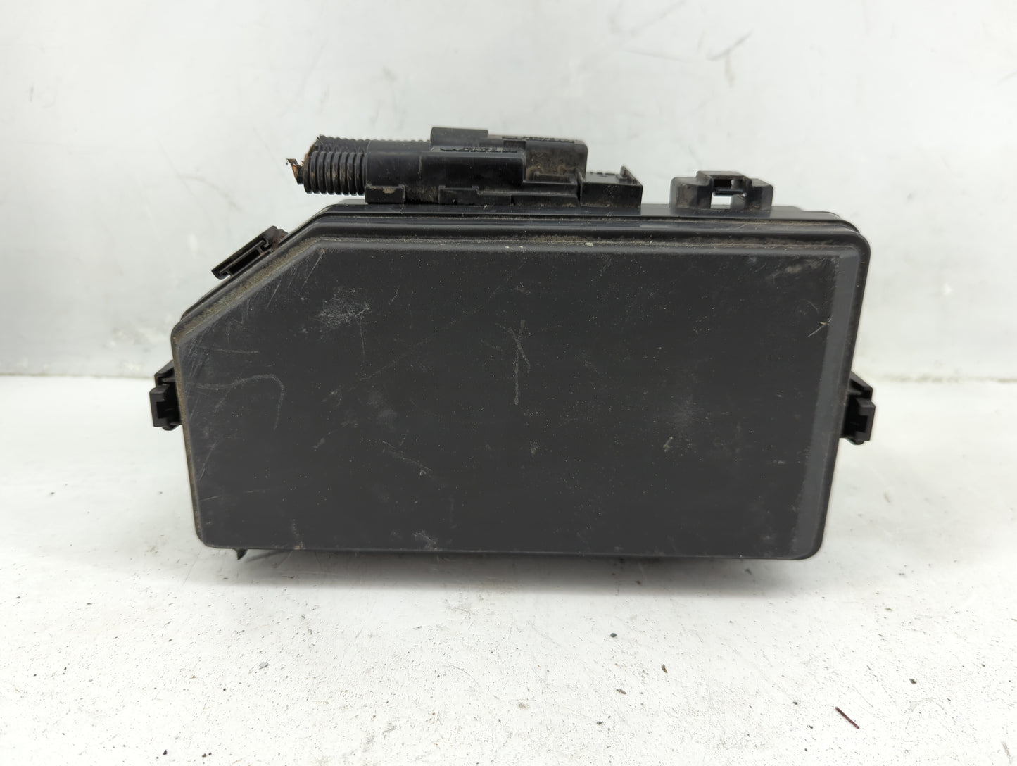 2015-2016 Honda Cr-V Fusebox Fuse Box Panel Relay Module P/N:T1W A010 Fits Fits 2015 2016 OEM Used Auto Parts - Oemusedautop
