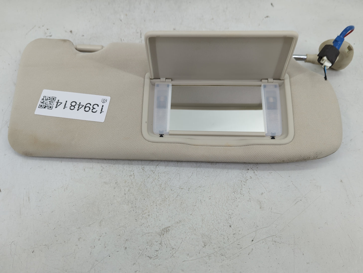 2015-2016 Honda Cr-V Sun Visor Shade Replacement Passenger Right Mirror Fits Fits 2015 2016 OEM Used Auto Parts - Oemusedaut