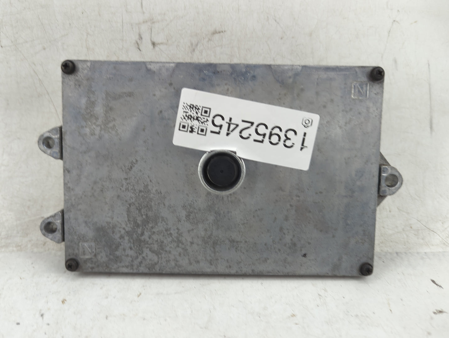 2015 Honda Cr-V PCM Engine Control Computer ECU ECM PCU OEM P/N:37820-5LA-A63 Fits OEM Used Auto Parts - Oemusedautoparts1.c