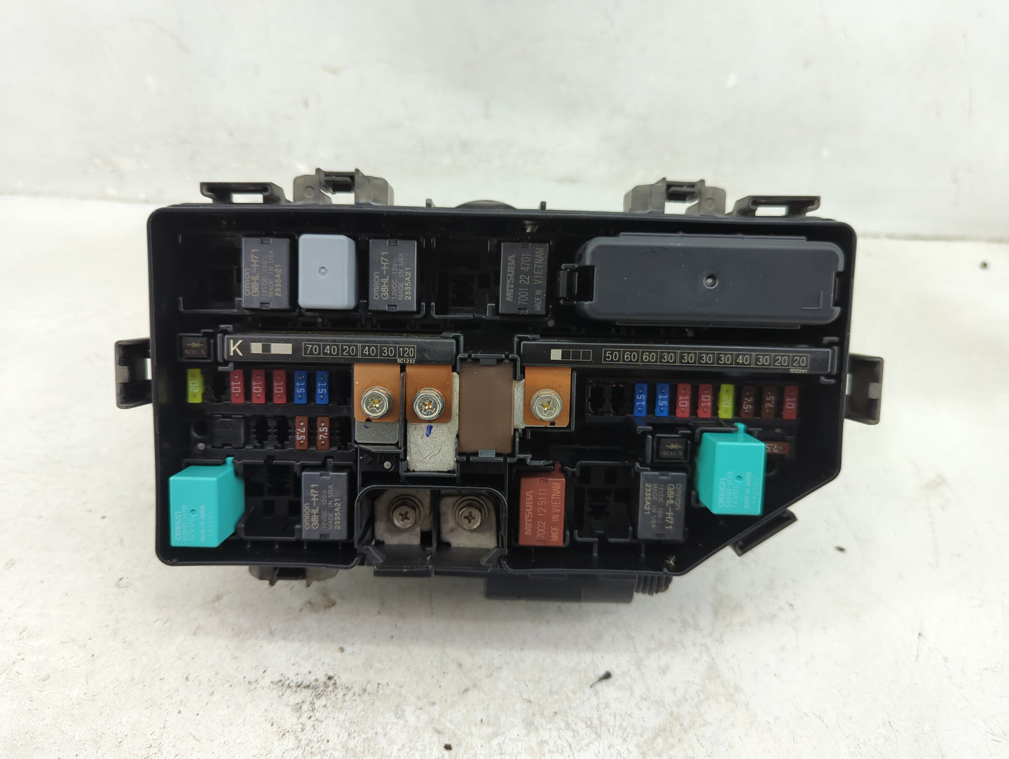 2015-2016 Honda Cr-V Fusebox Fuse Box Panel Relay Module Fits Fits 2015 2016 OEM Used Auto Parts - Oemusedautoparts1.com