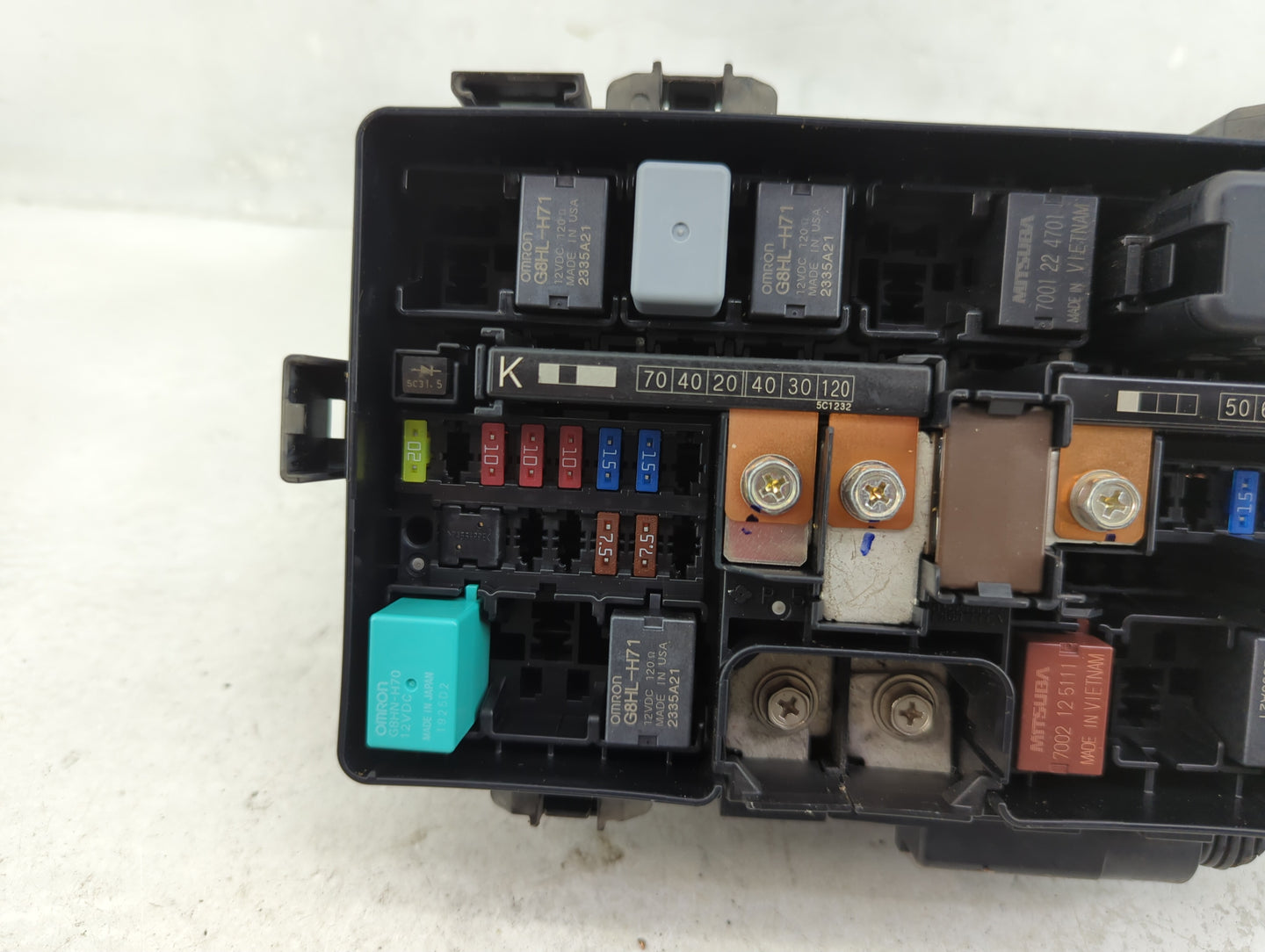 2015-2016 Honda Cr-V Fusebox Fuse Box Panel Relay Module Fits Fits 2015 2016 OEM Used Auto Parts - Oemusedautoparts1.com