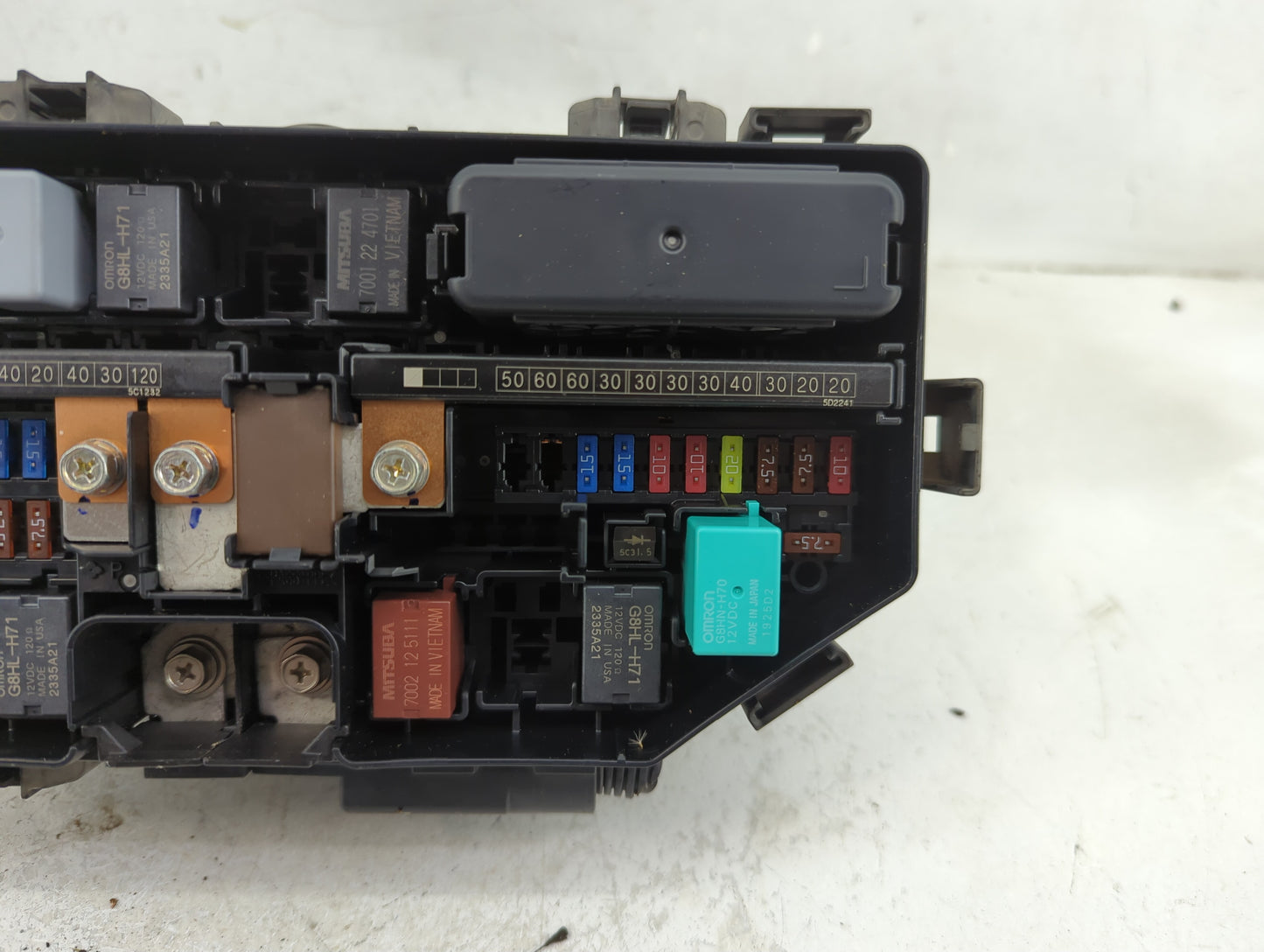 2015-2016 Honda Cr-V Fusebox Fuse Box Panel Relay Module Fits Fits 2015 2016 OEM Used Auto Parts - Oemusedautoparts1.com