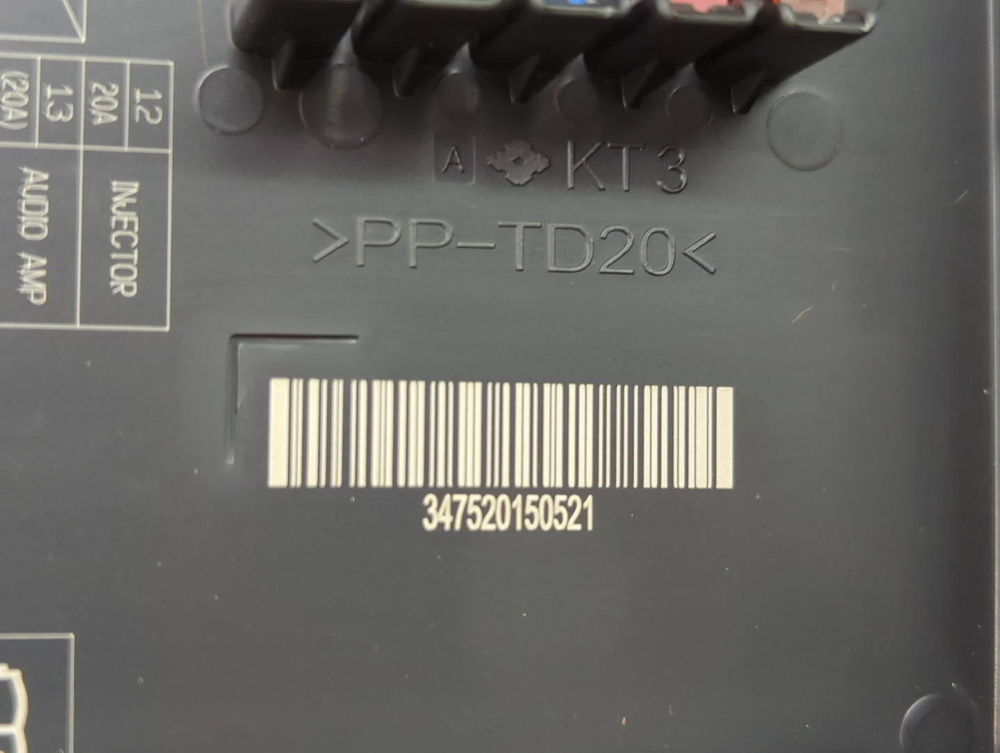 2015-2016 Honda Cr-V Fusebox Fuse Box Panel Relay Module Fits Fits 2015 2016 OEM Used Auto Parts - Oemusedautoparts1.com