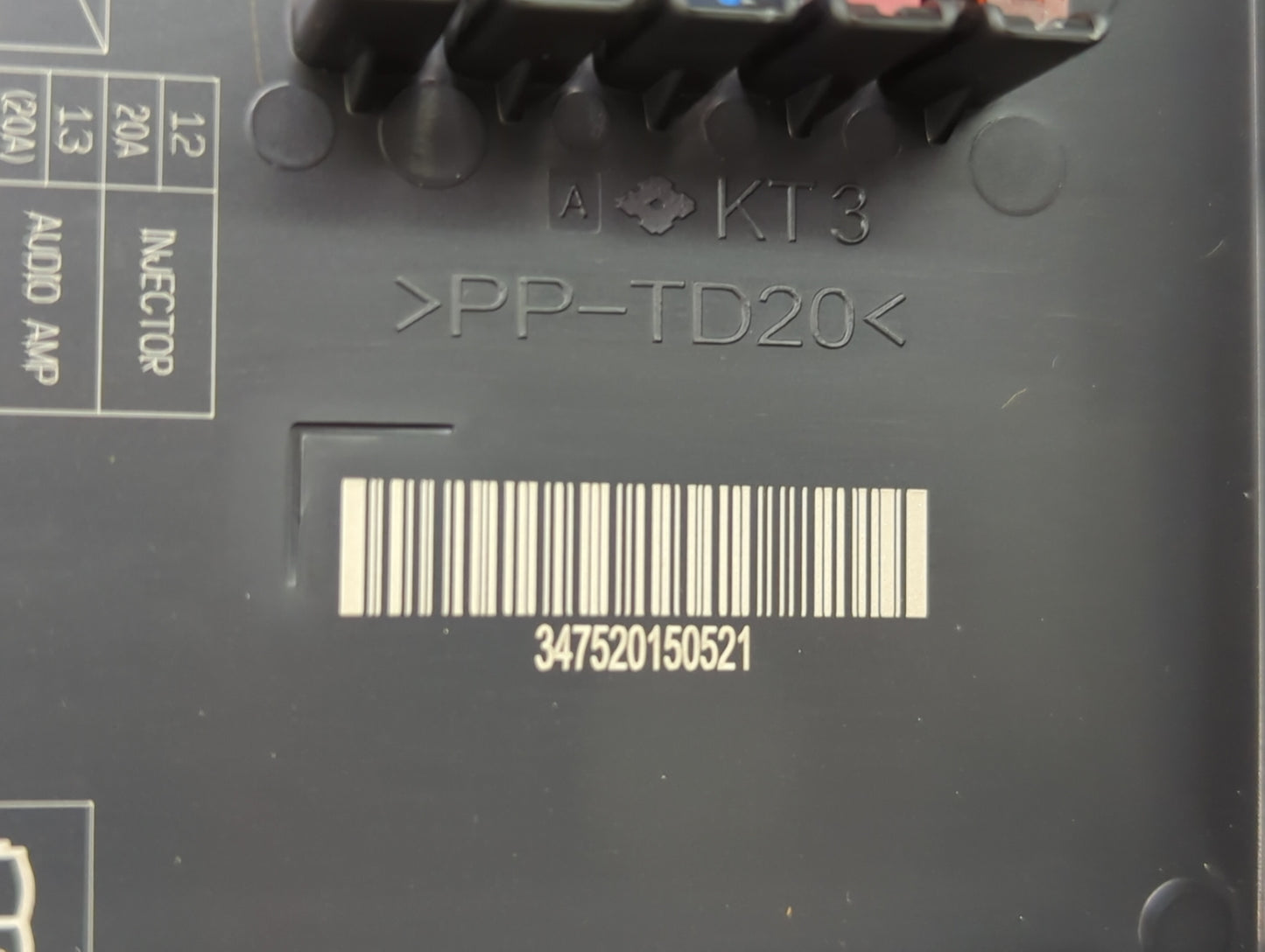 2015-2016 Honda Cr-V Fusebox Fuse Box Panel Relay Module Fits Fits 2015 2016 OEM Used Auto Parts - Oemusedautoparts1.com
