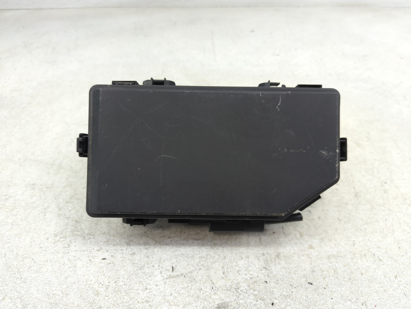 2015-2016 Honda Cr-V Fusebox Fuse Box Panel Relay Module Fits Fits 2015 2016 OEM Used Auto Parts - Oemusedautoparts1.com