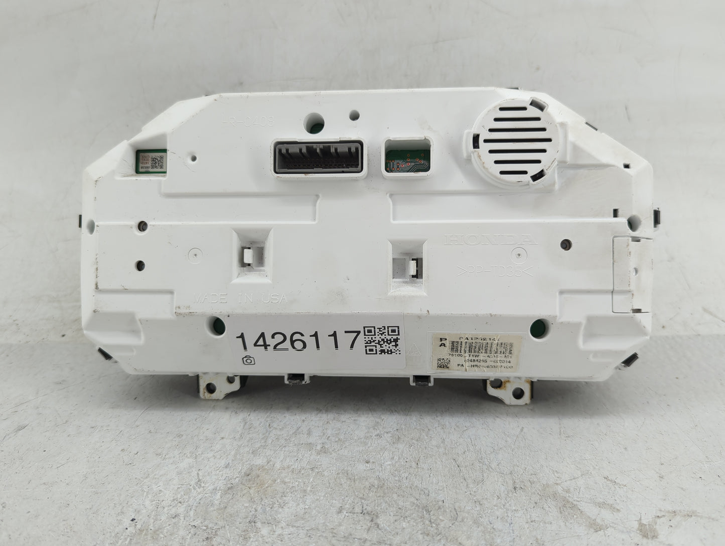 2015-2016 Honda Cr-V Instrument Cluster Speedometer Gauges P/N:78100-T1W-A015-M1 Fits Fits 2015 2016 OEM Used Auto Parts - O