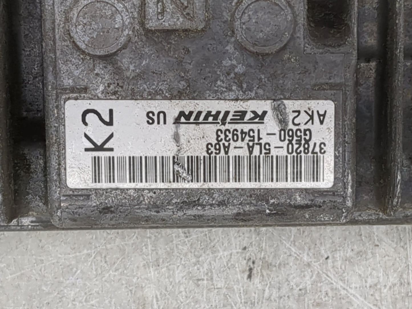 2015 Honda Cr-V PCM Engine Control Computer ECU ECM PCU OEM P/N:37820-5LA-A63 Fits OEM Used Auto Parts - Oemusedautoparts1.c