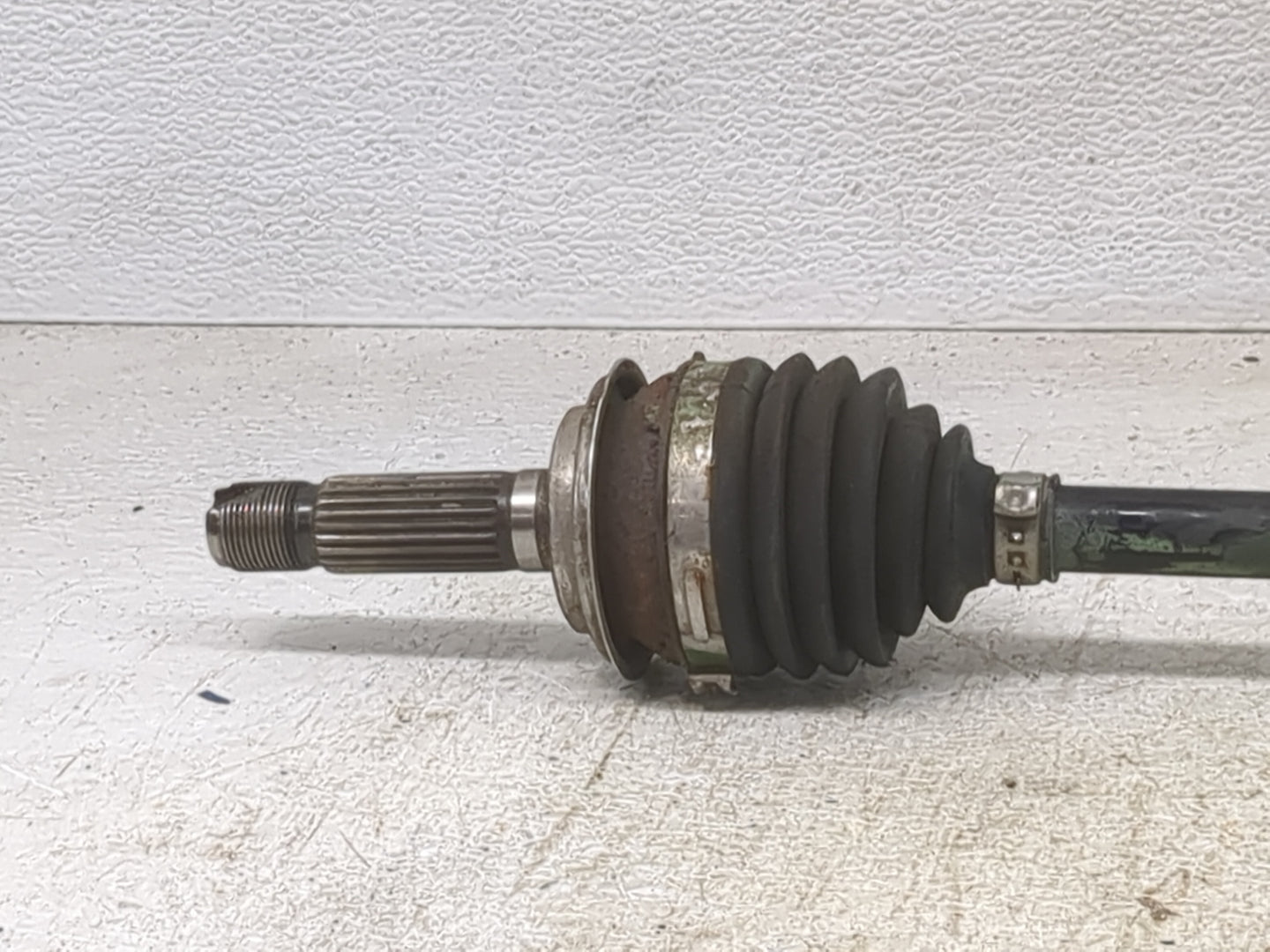 2015-2016 Honda Cr-v Axle Shaft Rear Driver Cv C/v - Oemusedautoparts1.com